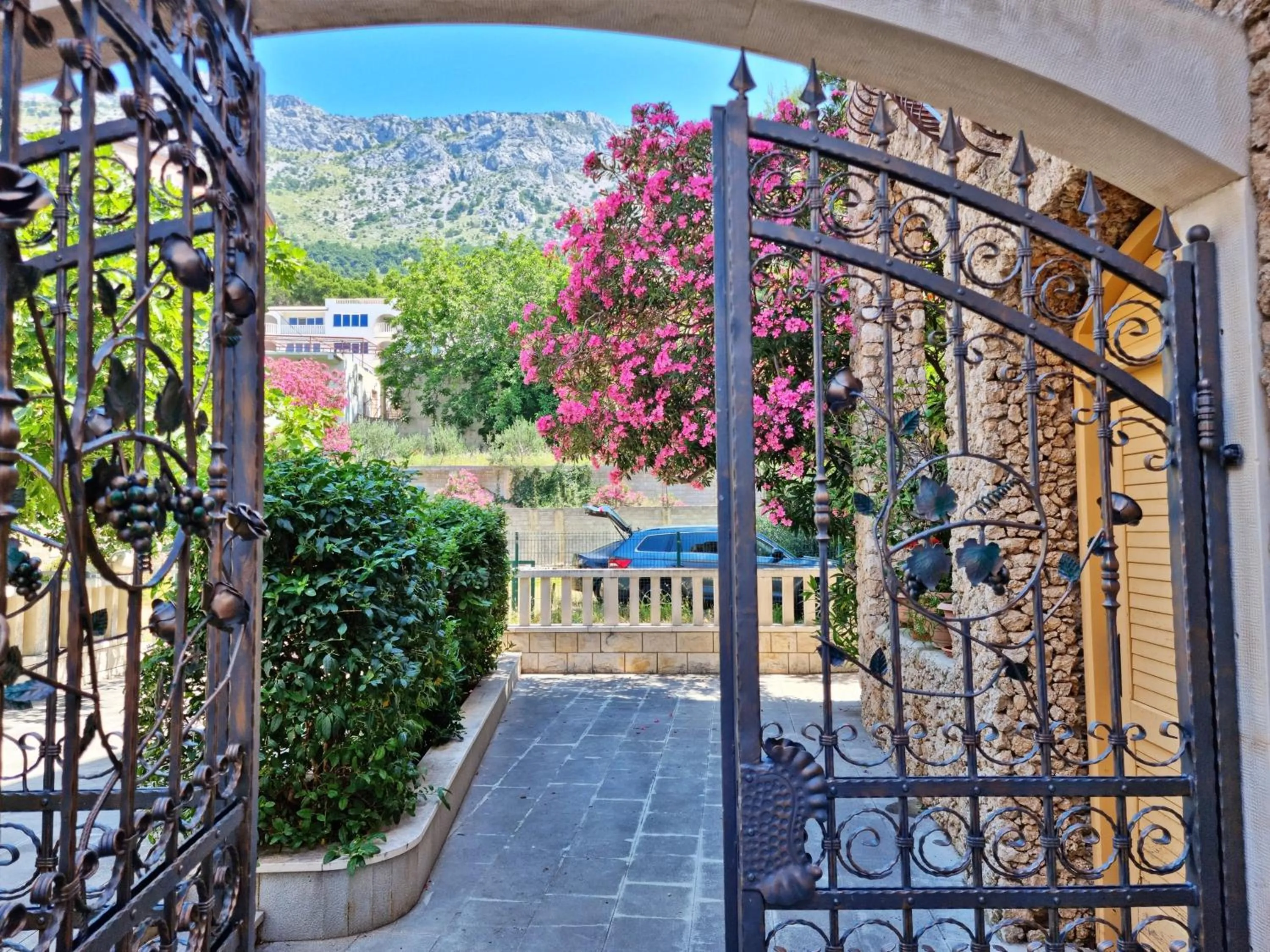 Facade/entrance in Apartments Iko Nemira