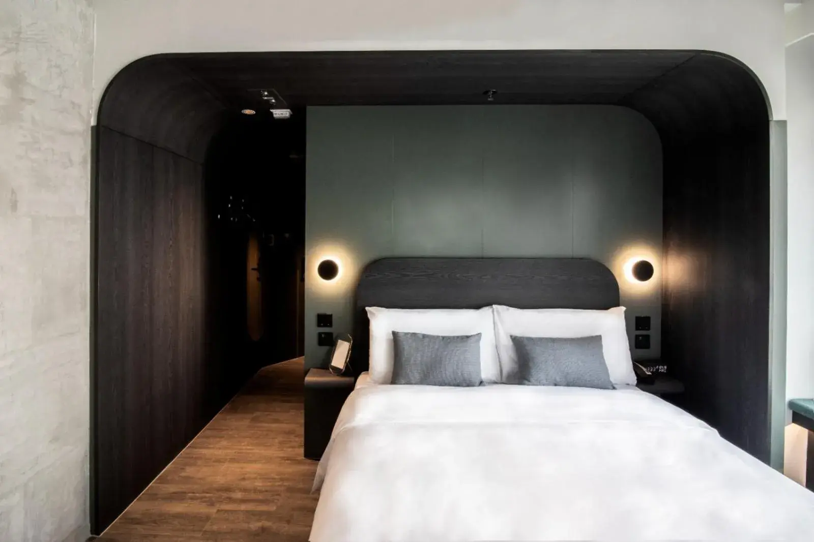 Superior Double Room in Hillwood House Hotel Superior Double Room in Hillwood House Hotel