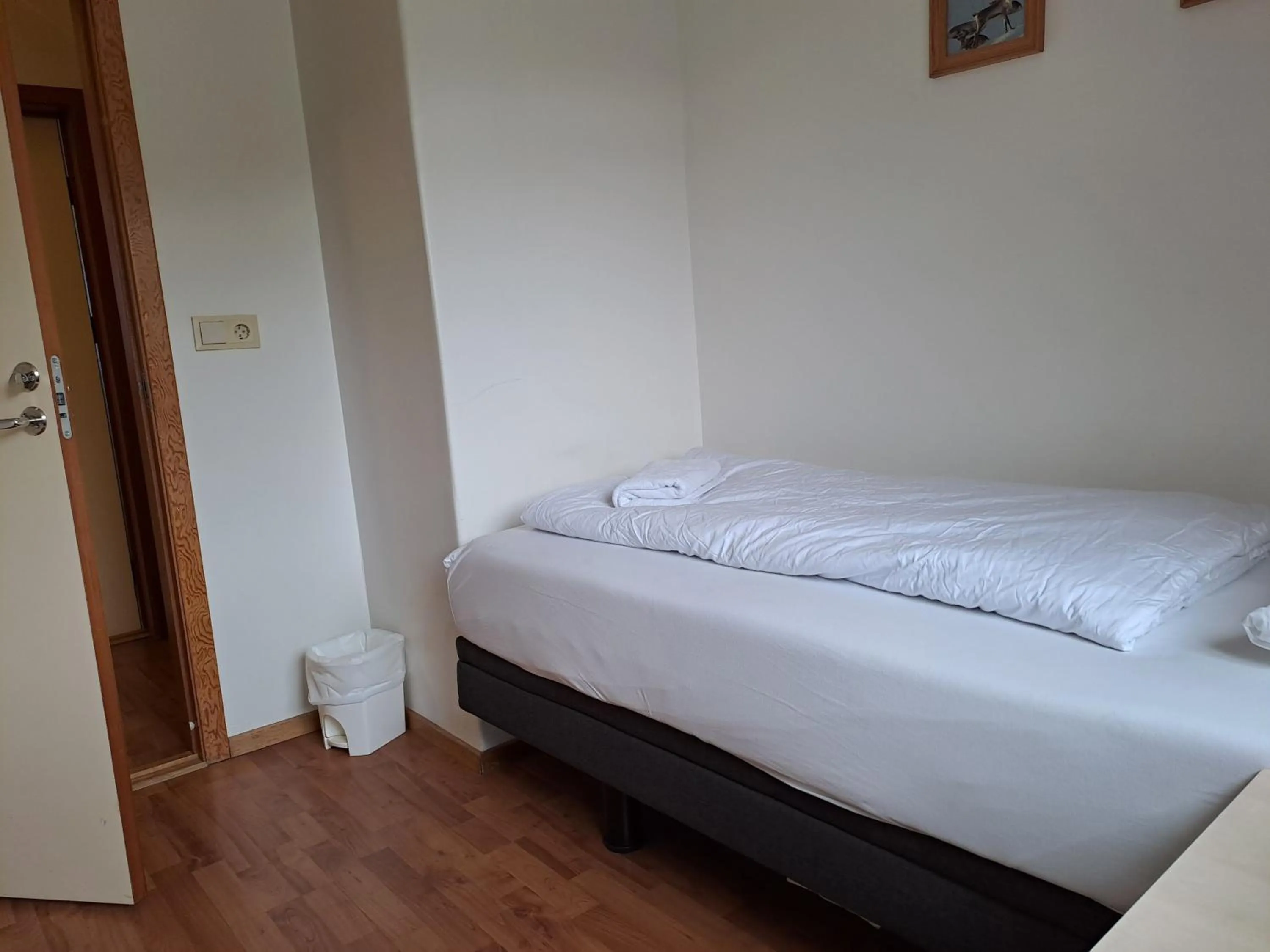 Bedroom, Bed in Studlagil INN Hostel