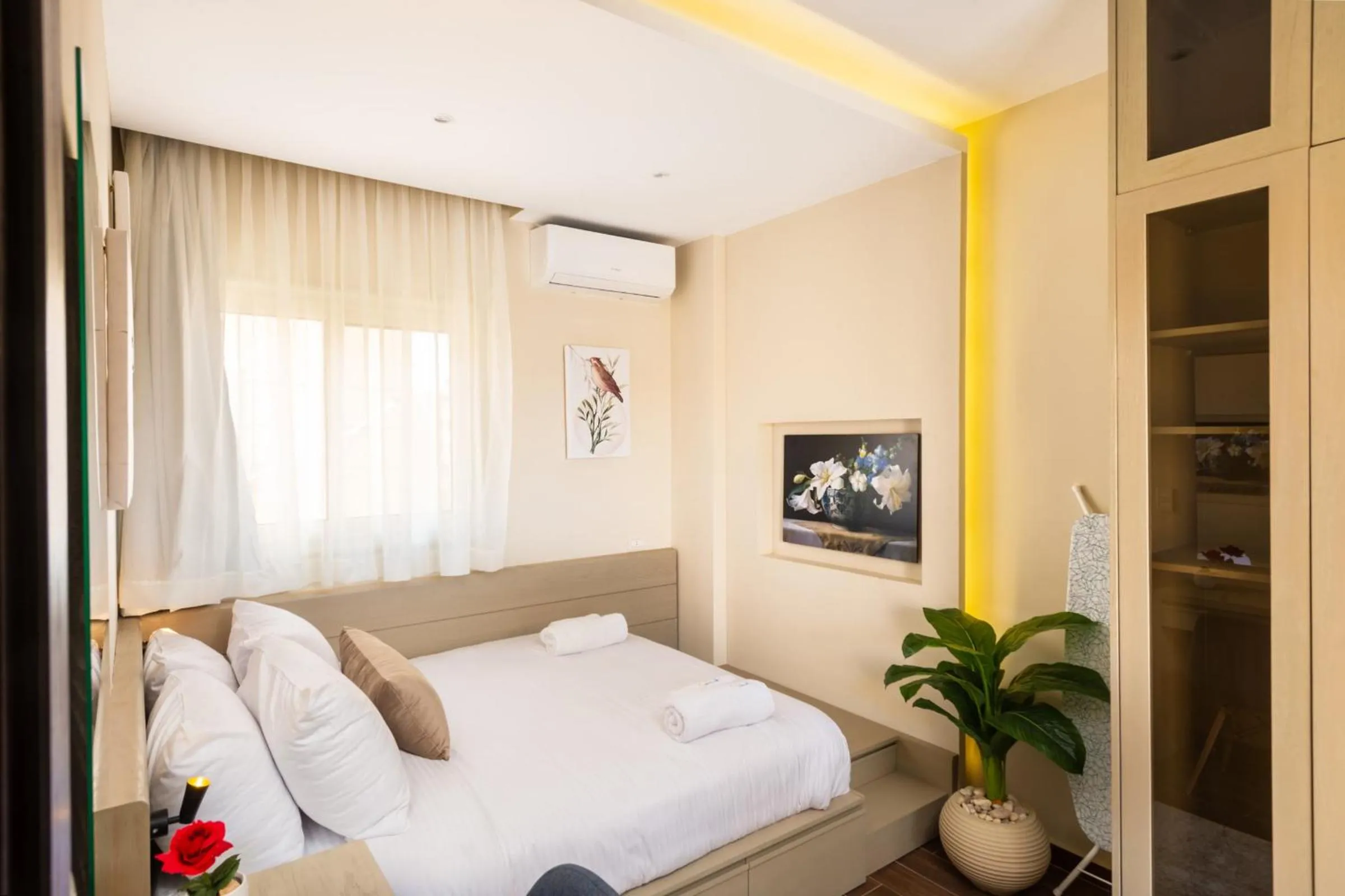 Bed in The Serene Suite A Rooftop Studio New Cairo