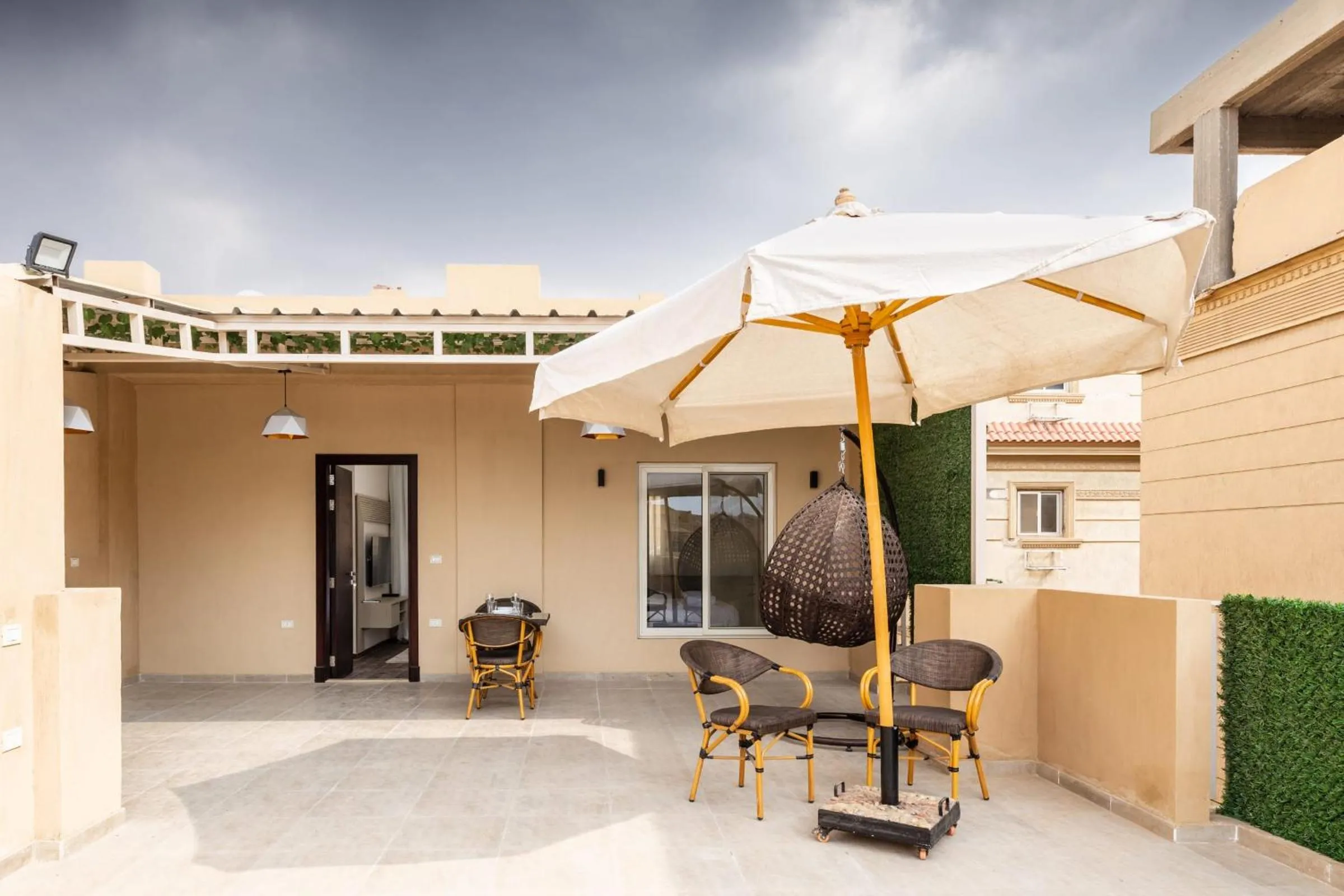 The Serene Suite A Rooftop Studio New Cairo