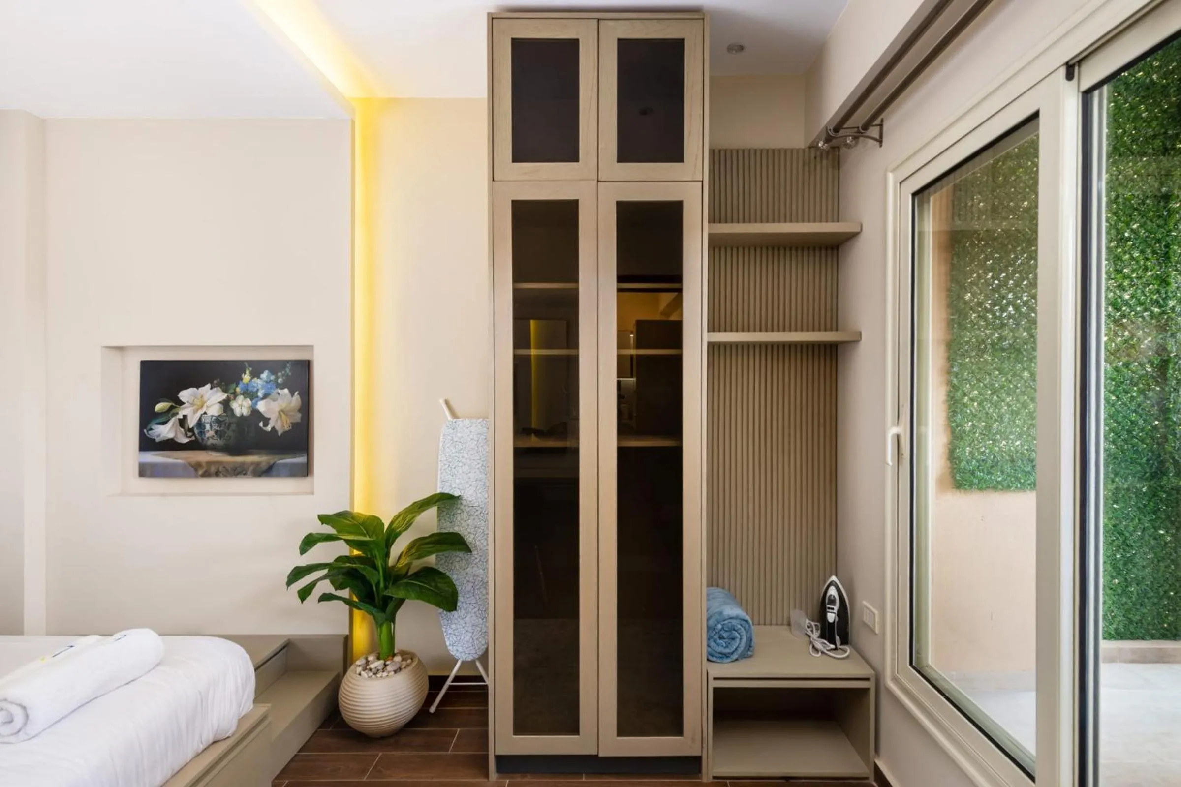Bed in The Serene Suite A Rooftop Studio New Cairo