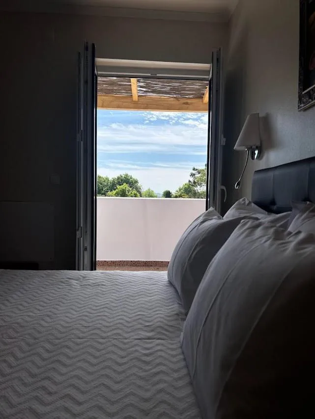 Bed in Quinta da Boavista