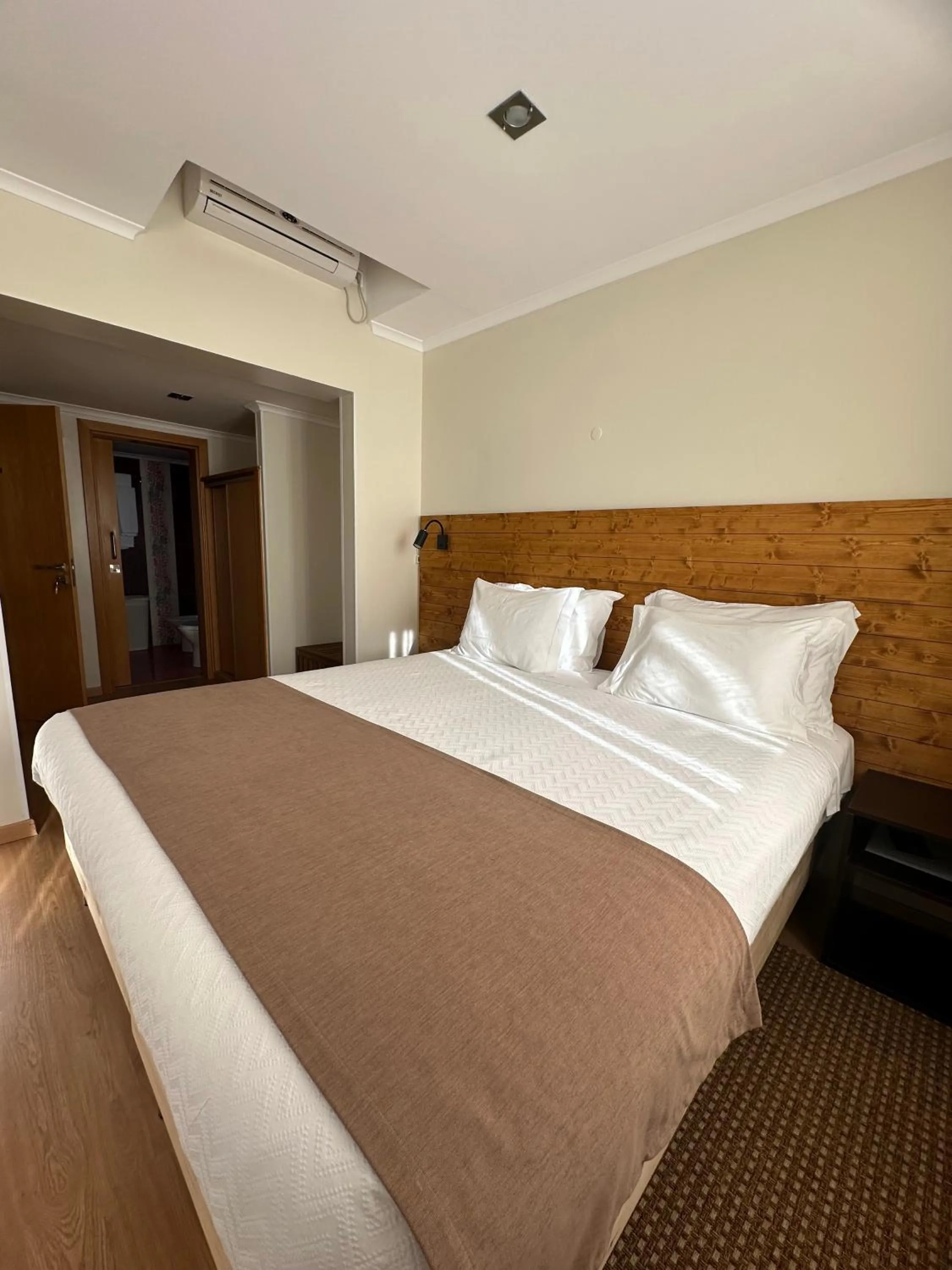 Bed in Quinta da Boavista