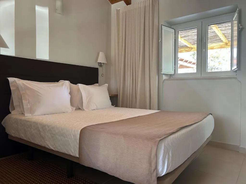 Bed in Quinta da Boavista