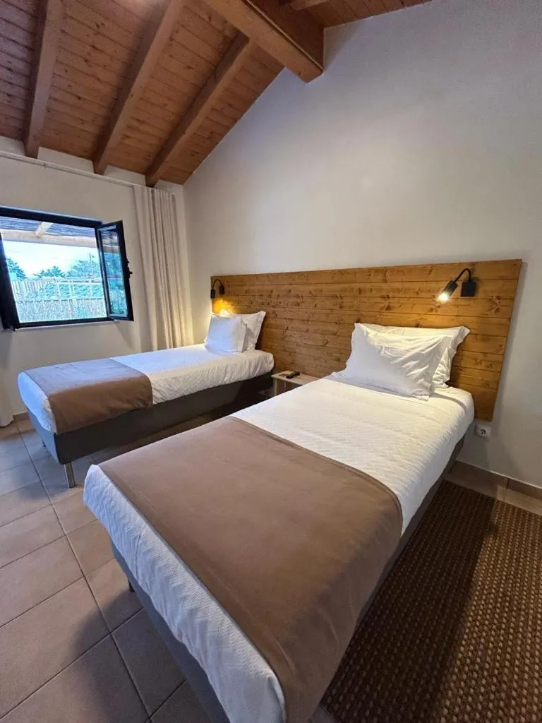 Bed in Quinta da Boavista