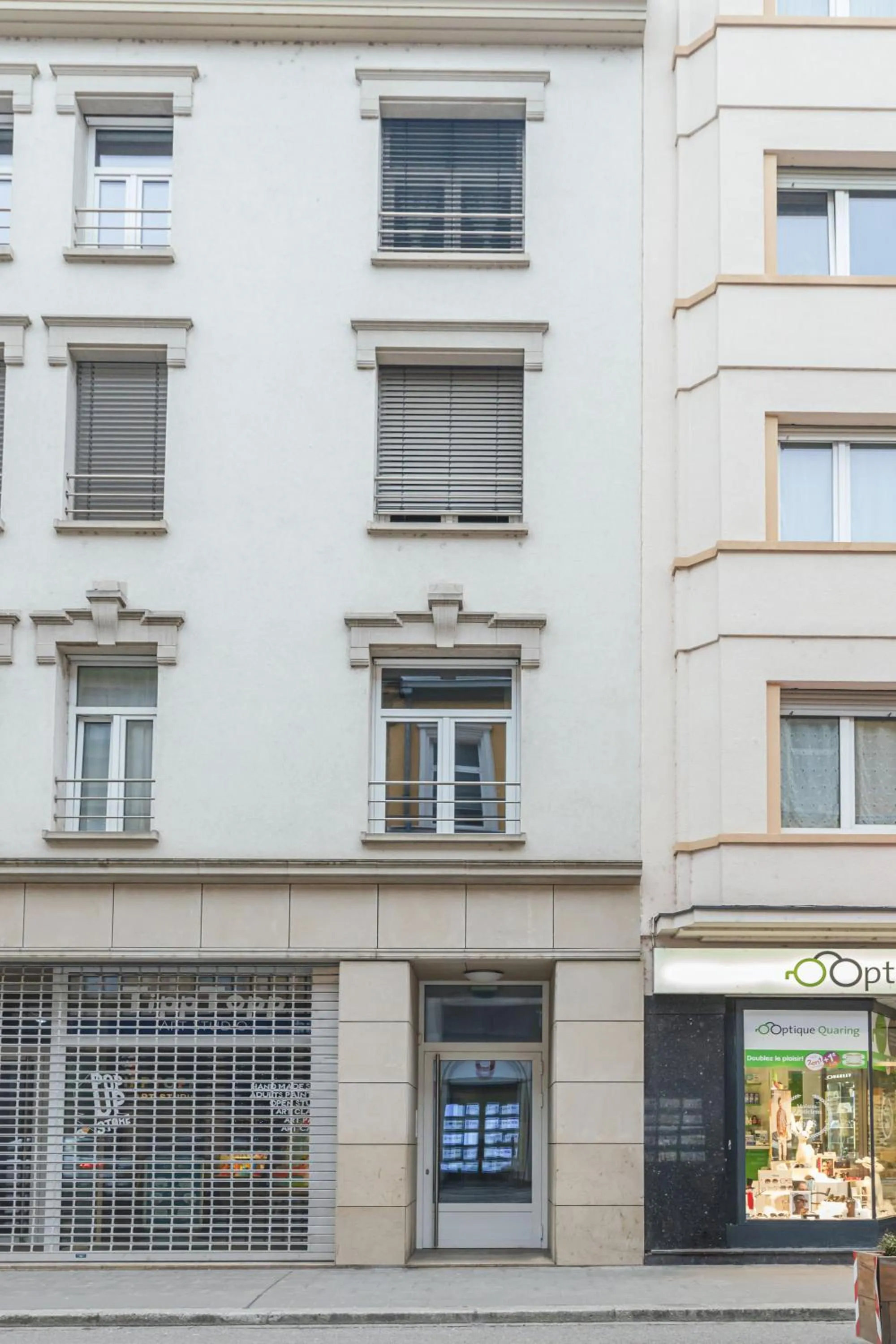 Origer Apartments by Rentaroo