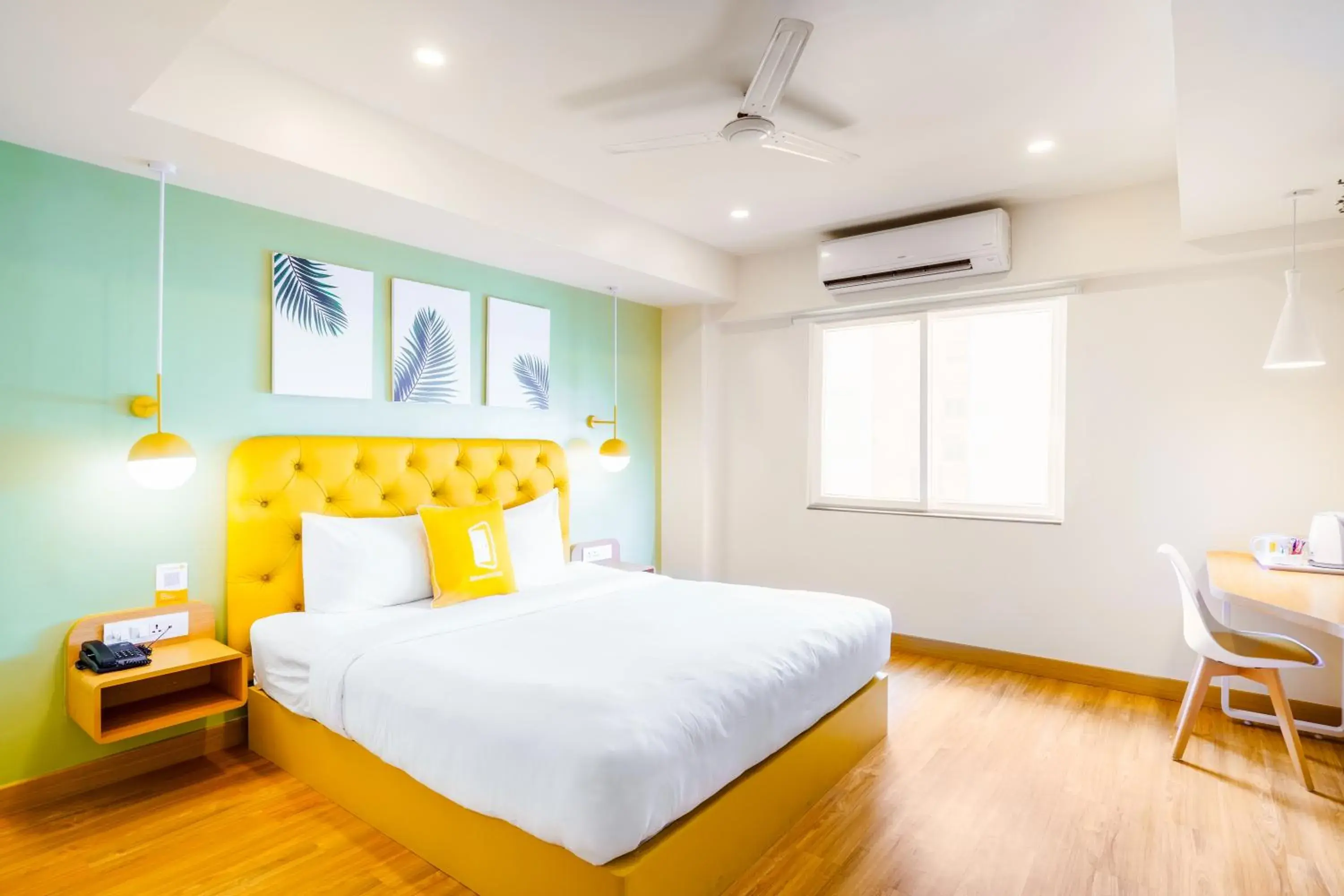 Standard King Room - single occupancy in Bloom Hotel - Cyber Towers Standard King Room - single occupancy in Bloom Hotel - Cyber Towers