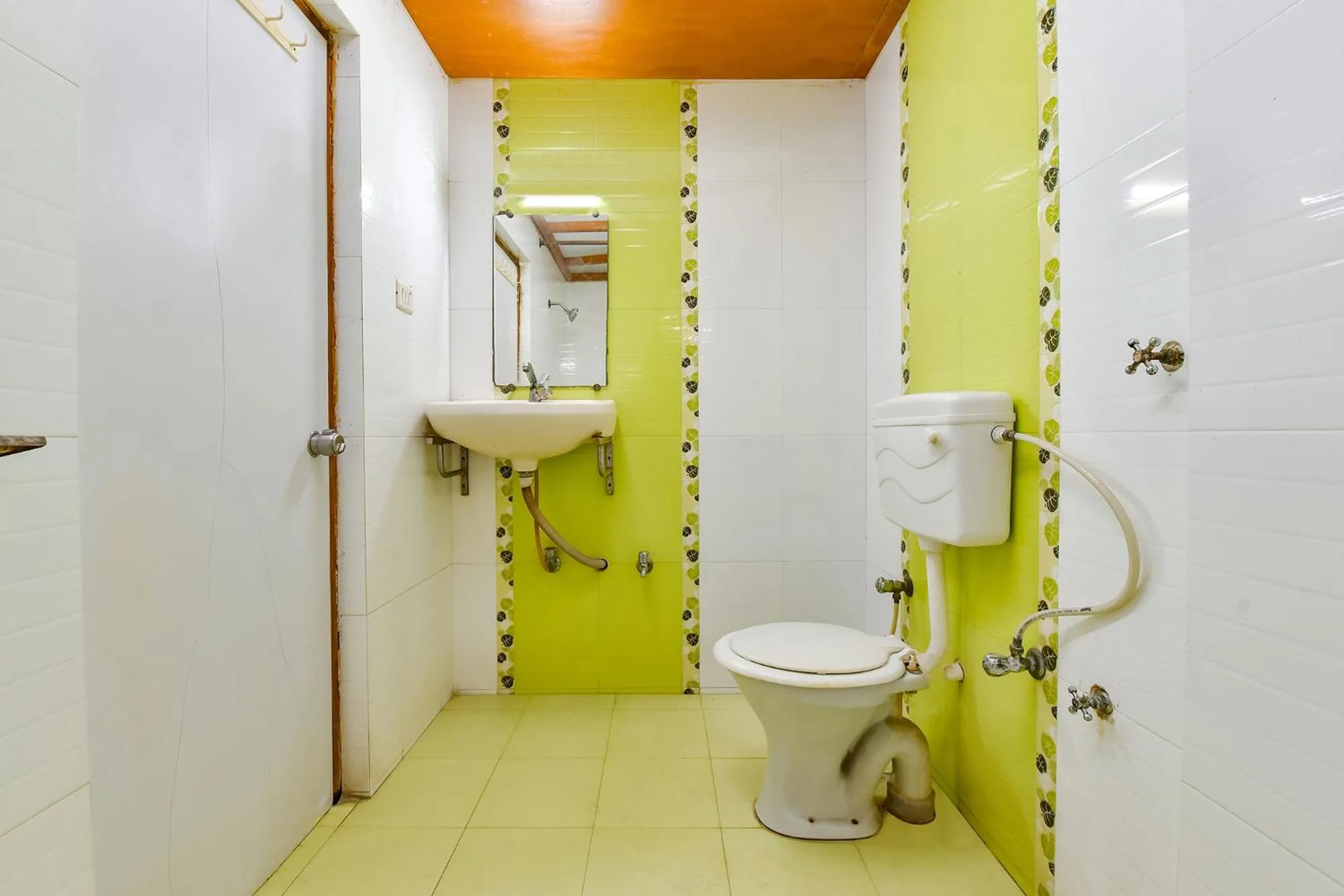 Bathroom in FabHotel Raj Ratna - Nr Ashram Road
