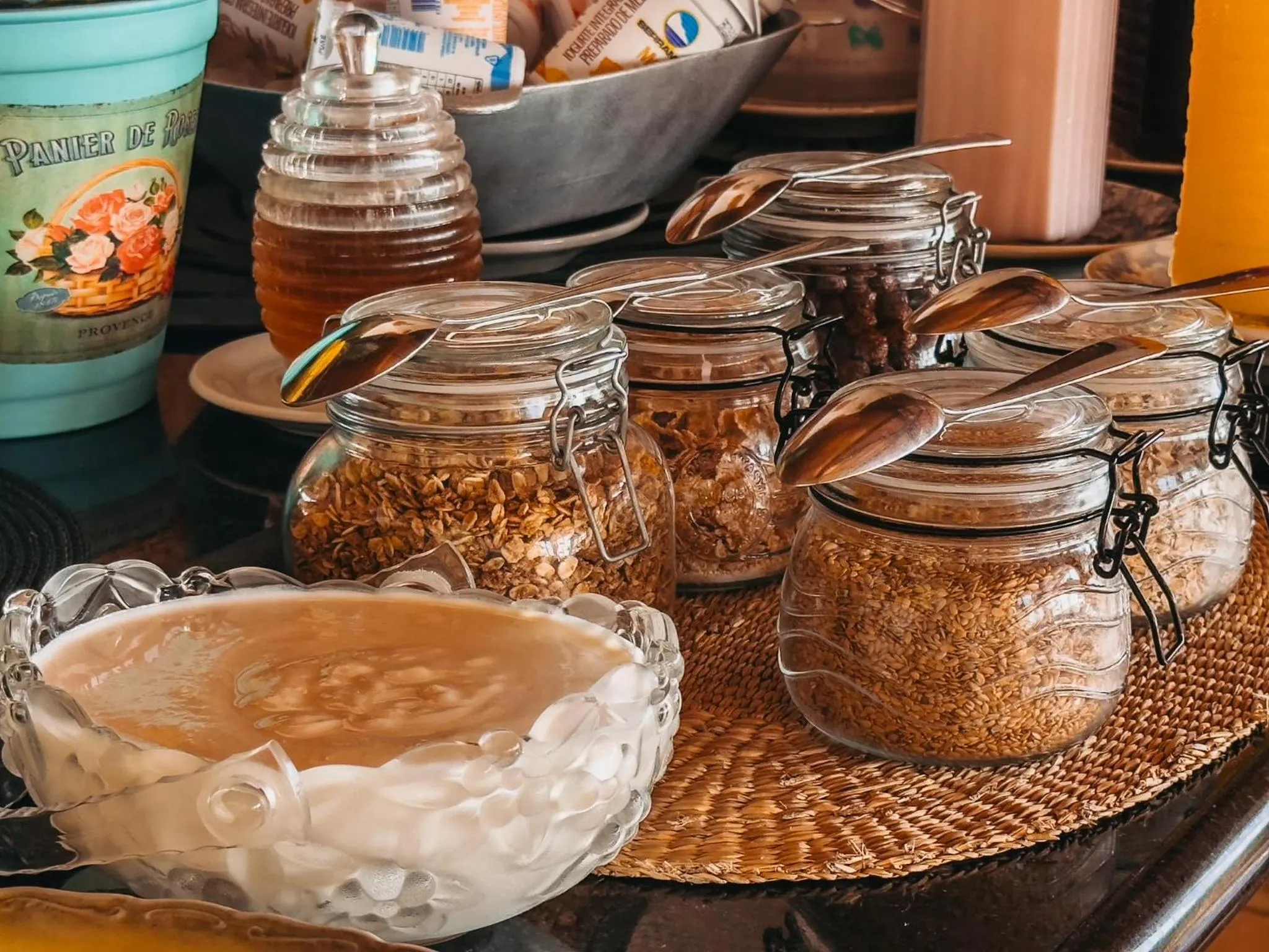Food and drinks in Pousada Ville Le Mont - Campos do Jordao