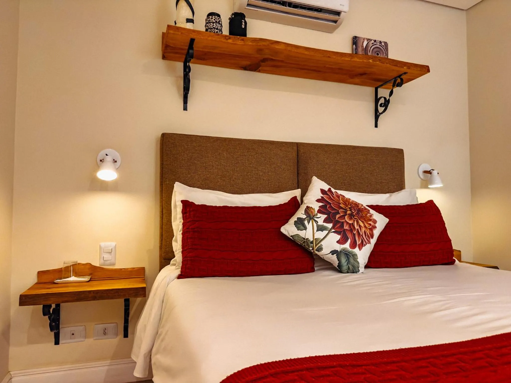Bed in Pousada Ville Le Mont - Campos do Jordao