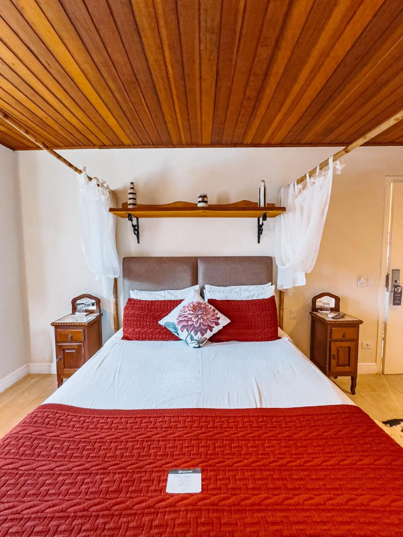 Bed in Pousada Ville Le Mont - Campos do Jordao