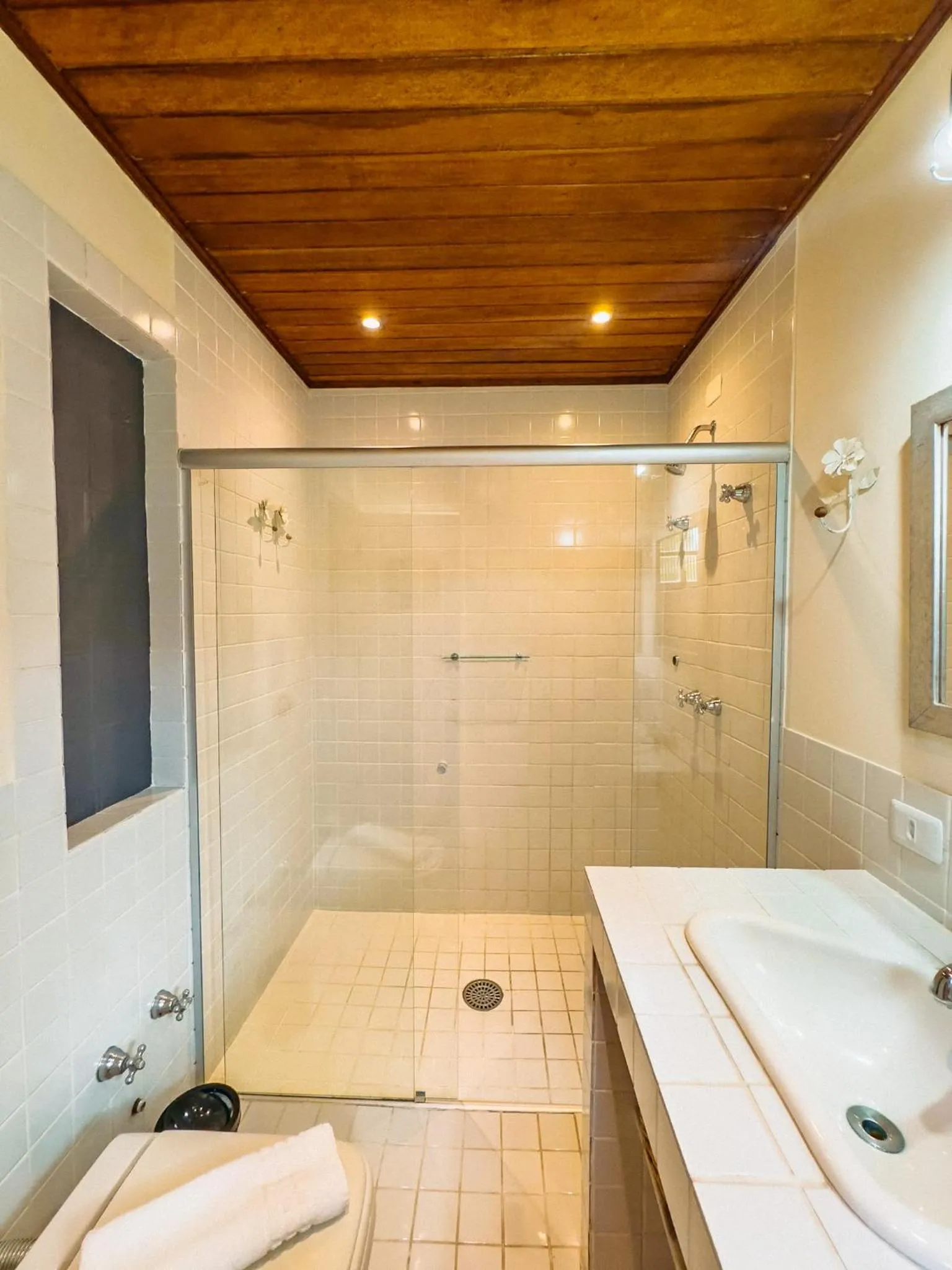 Shower in Pousada Ville Le Mont - Campos do Jordao