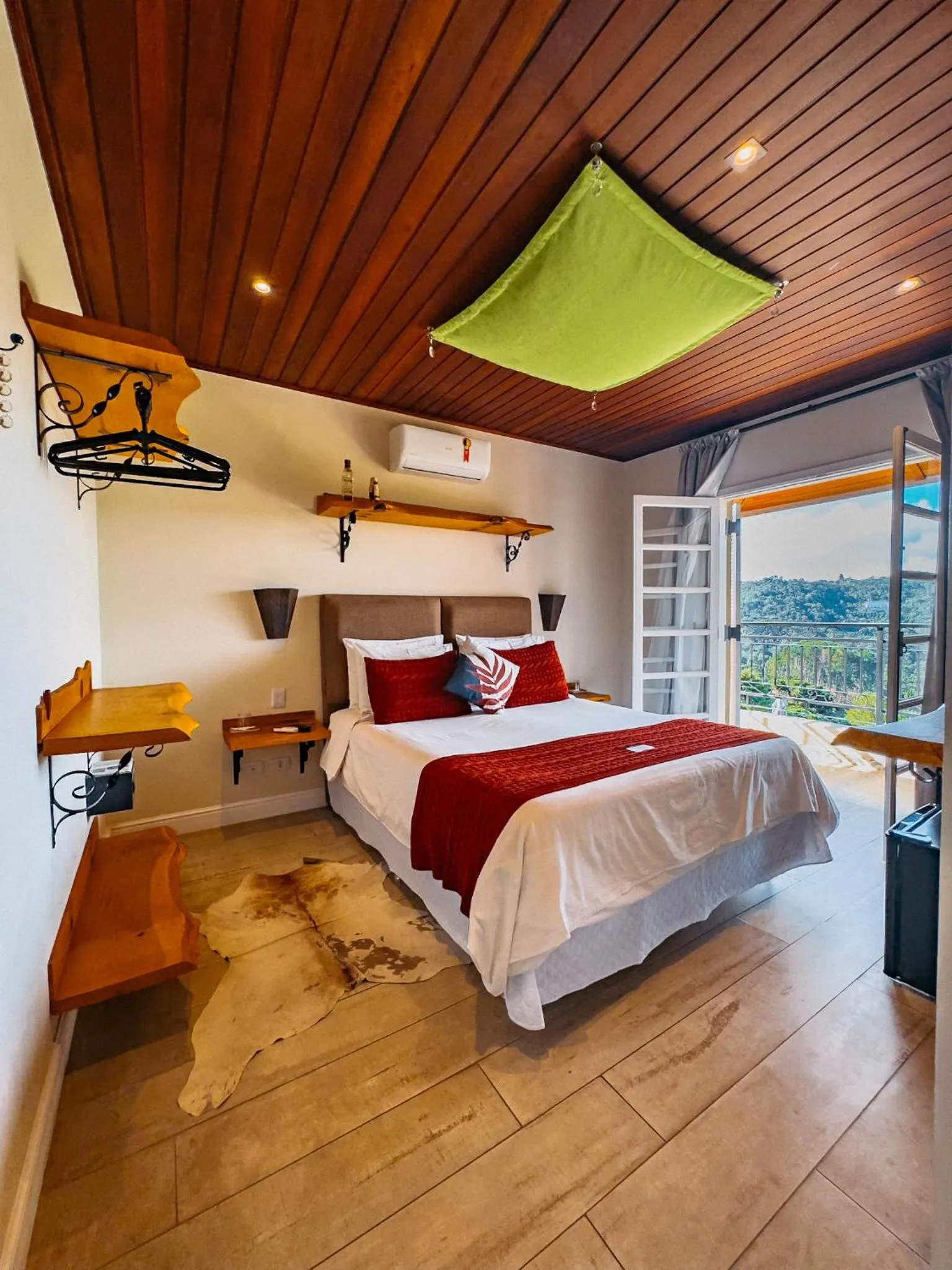Bed in Pousada Ville Le Mont - Campos do Jordao