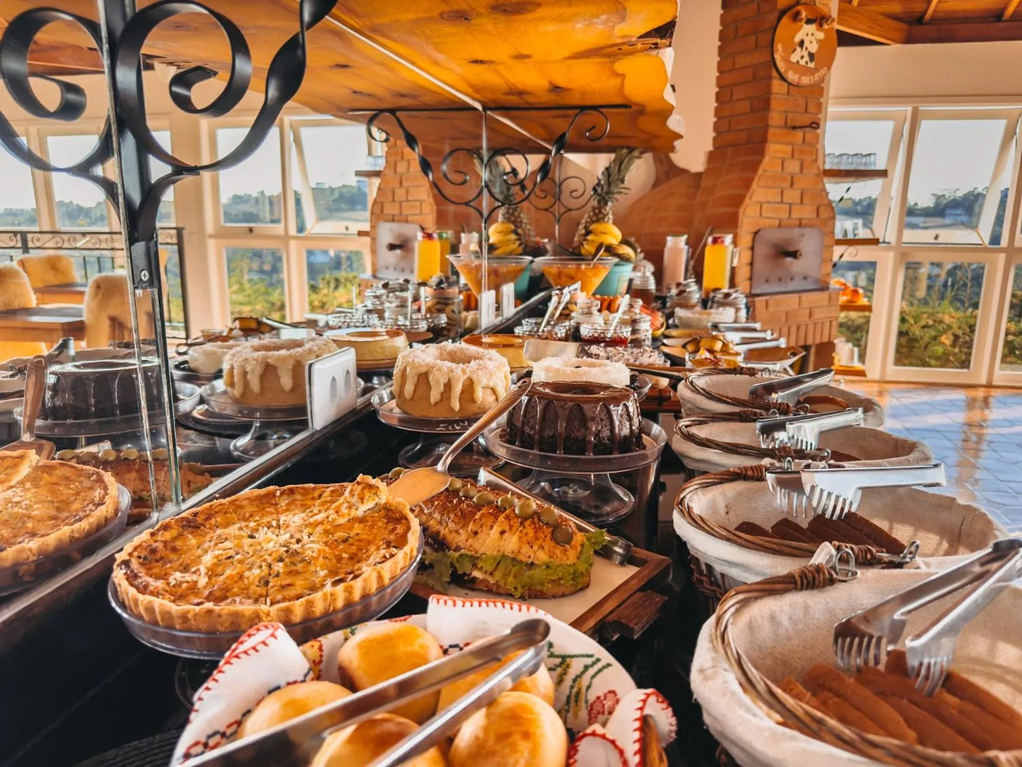 Food in Pousada Ville Le Mont - Campos do Jordao