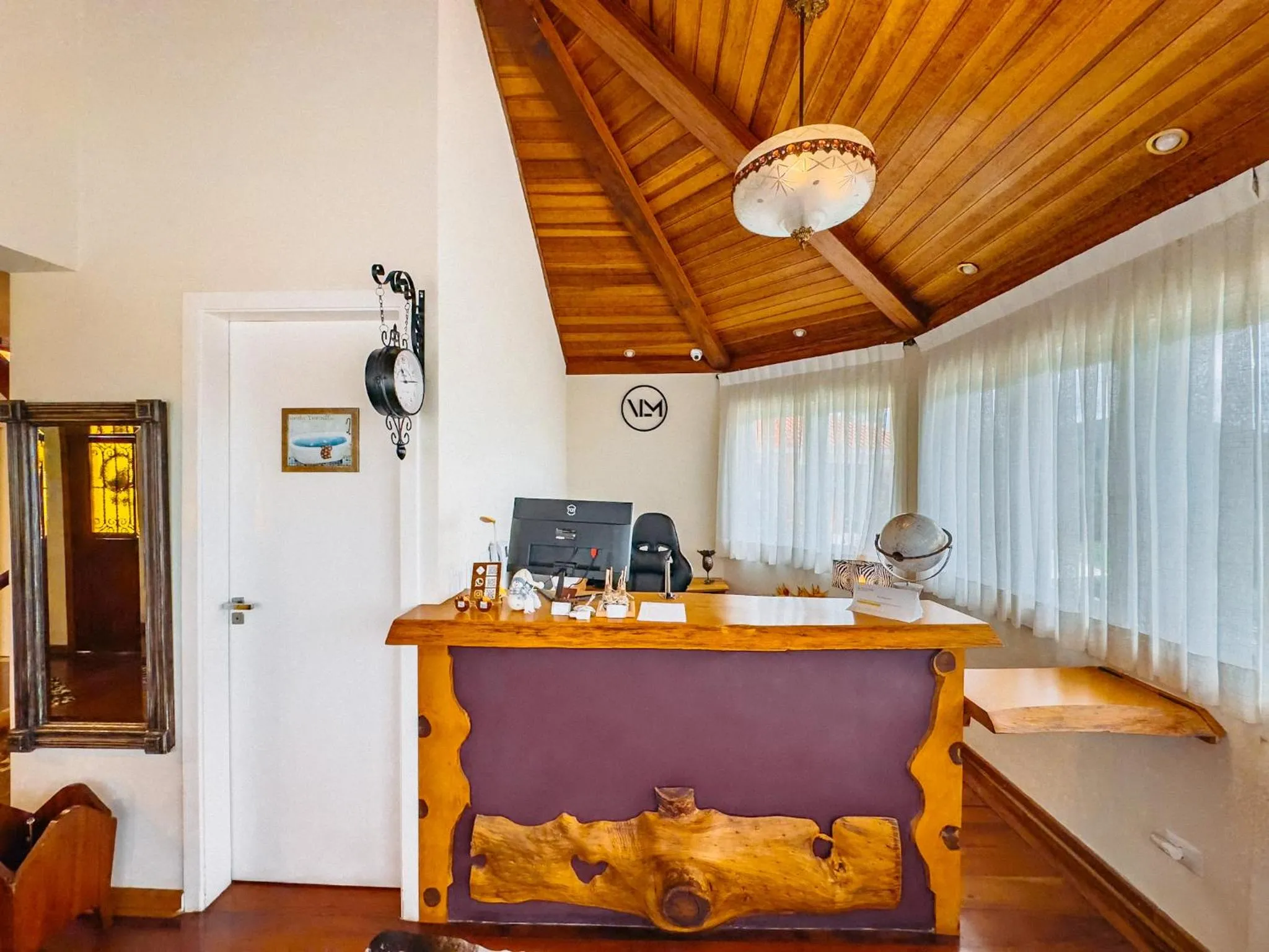 Lobby or reception in Pousada Ville Le Mont - Campos do Jordao