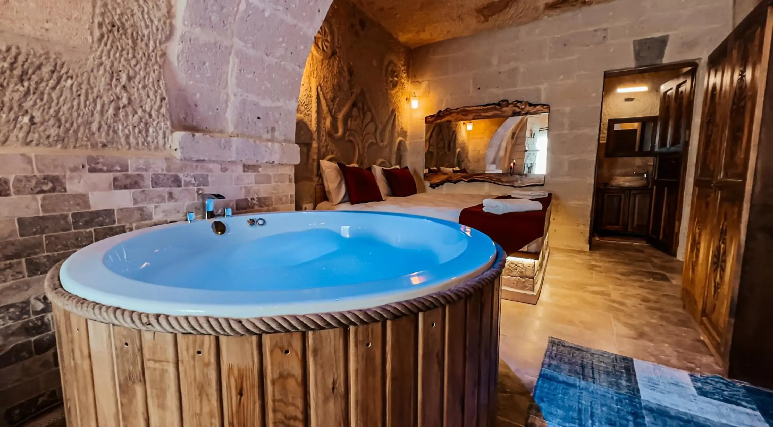 Deluxe Suite with Spa Bath in Bayar Cave Suites Special Class Deluxe Suite with Spa Bath in Bayar Cave Suites Special Class