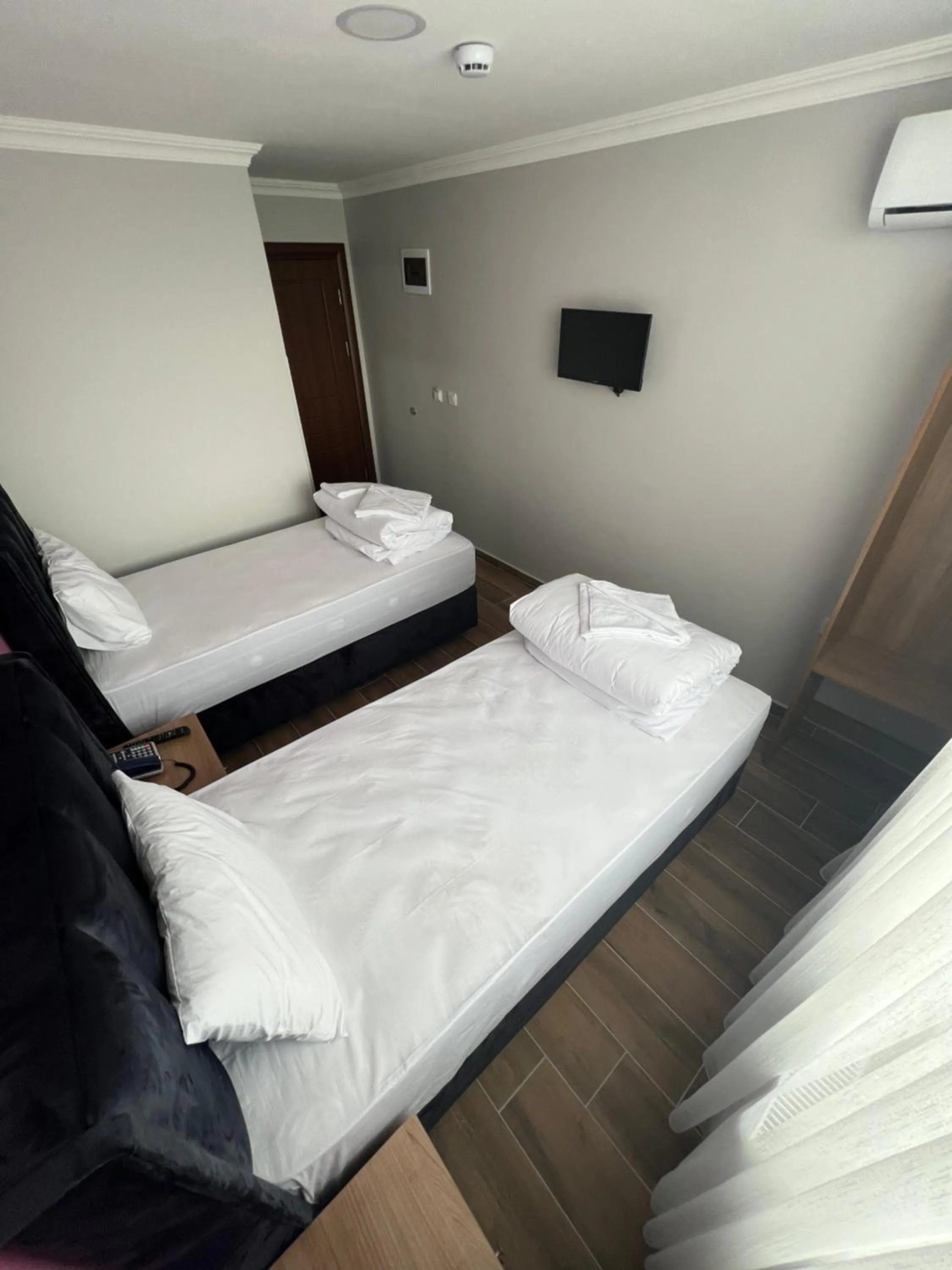 Bed in MİRHAN HOTEL