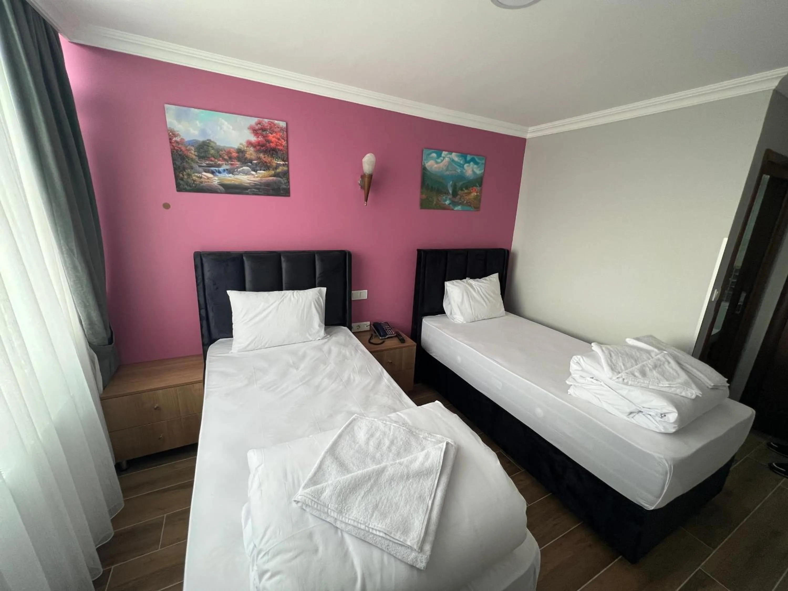 Bed in MİRHAN HOTEL