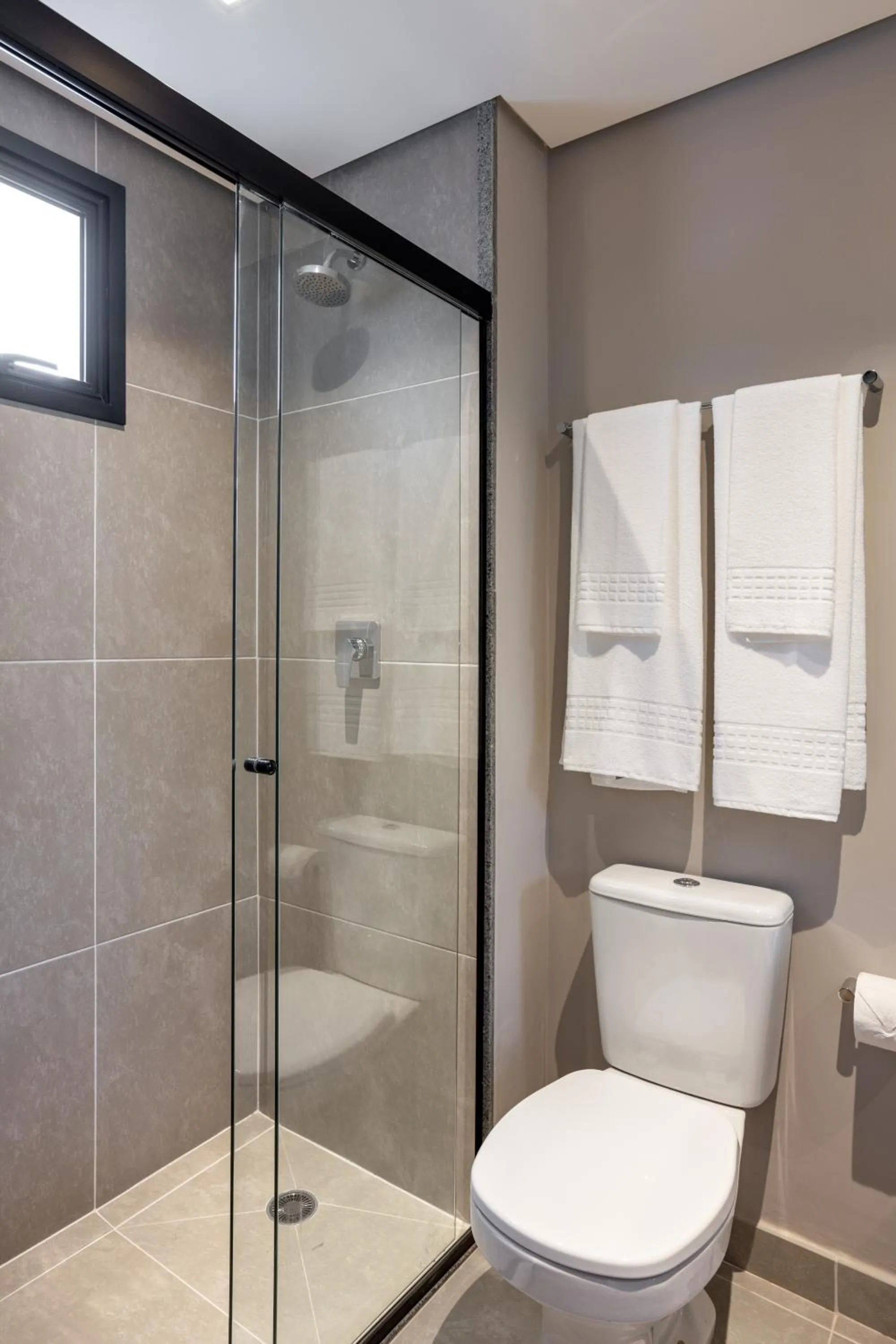 Shower in Charlie Franca Jardim Paulista