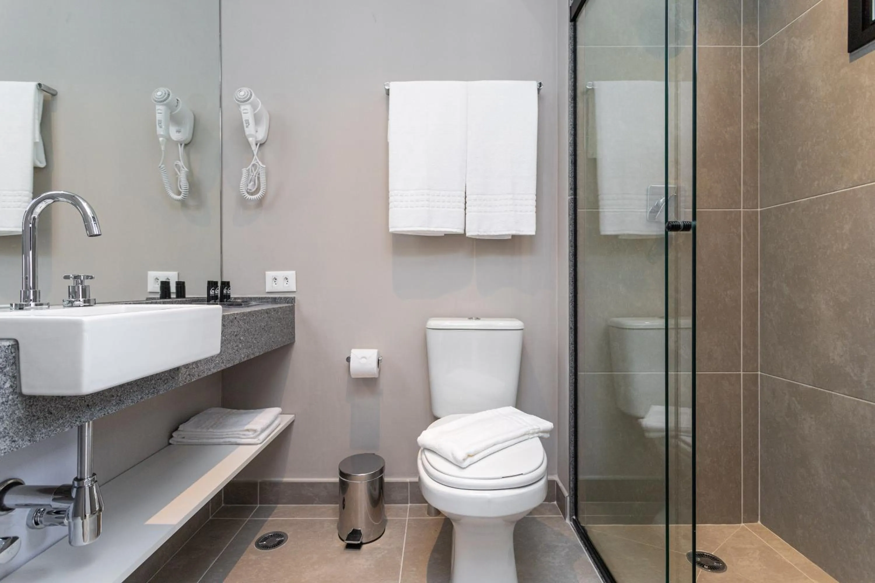 Shower in Charlie Franca Jardim Paulista