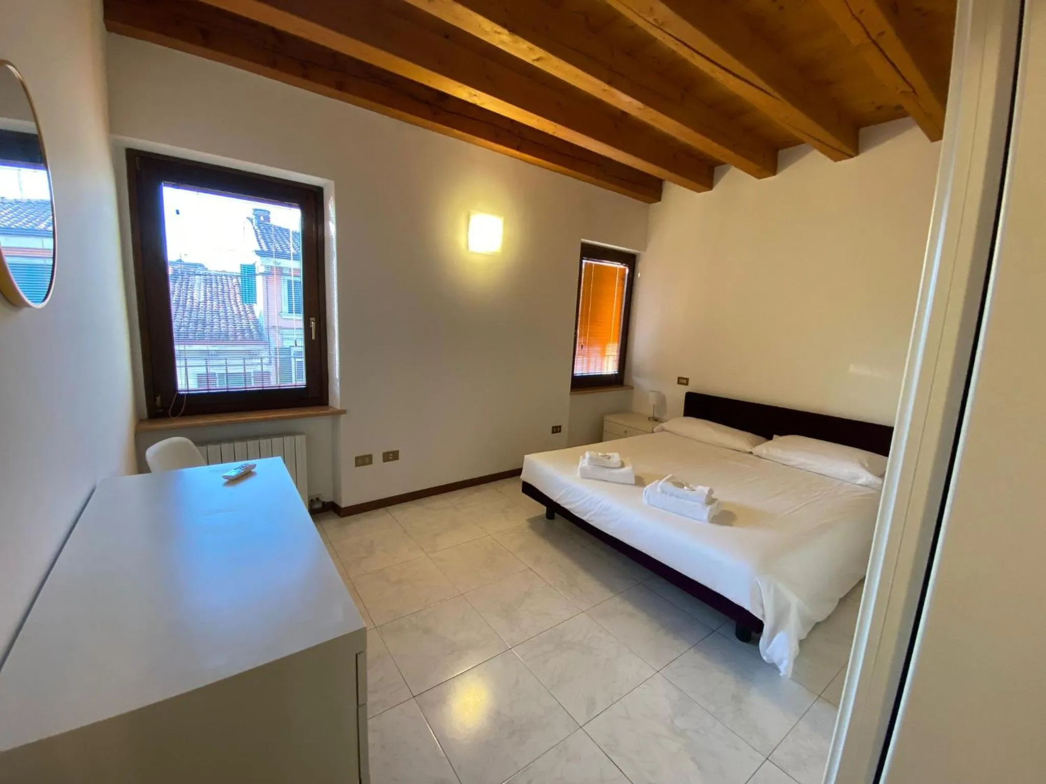 Bedroom, Bed in VERONETTA 52