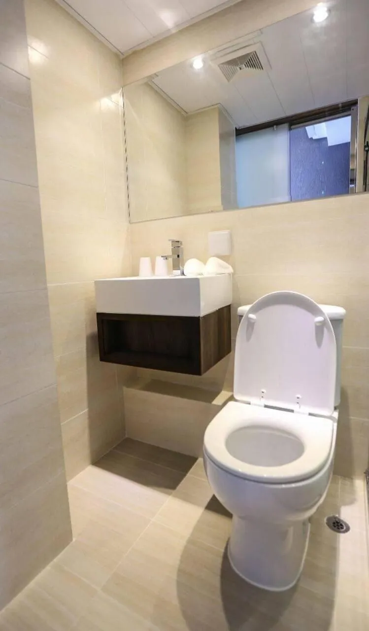 Toilet in Hygge House