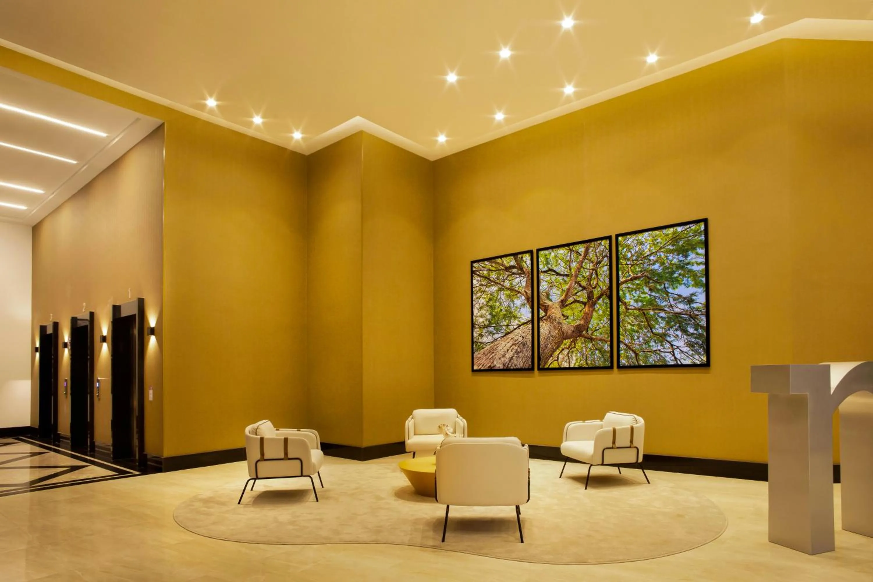 Lobby or reception in NH HOTEL FEIRA DE SANTANA