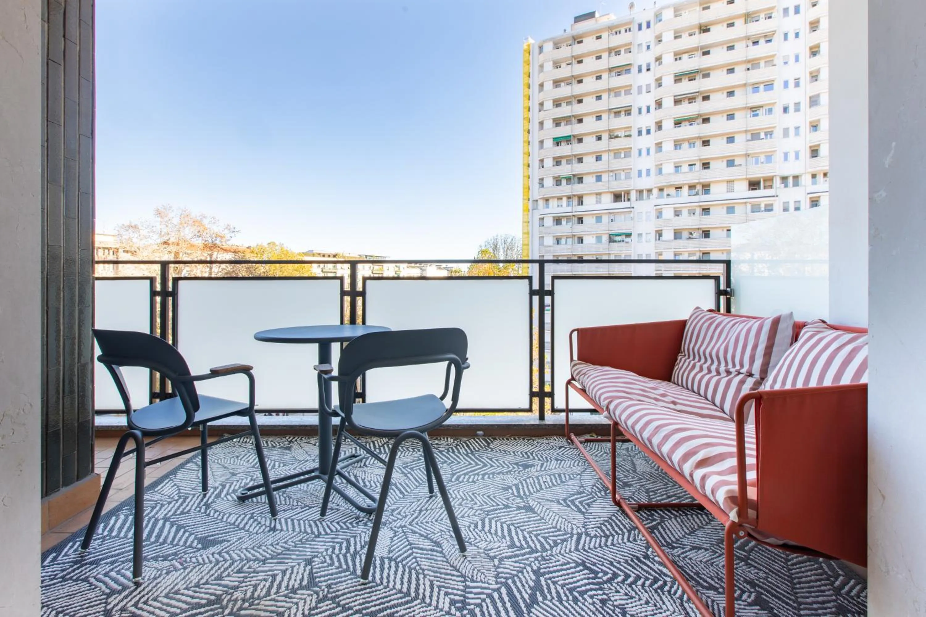 Balcony/Terrace in Daplace - Corso Sempione Suites