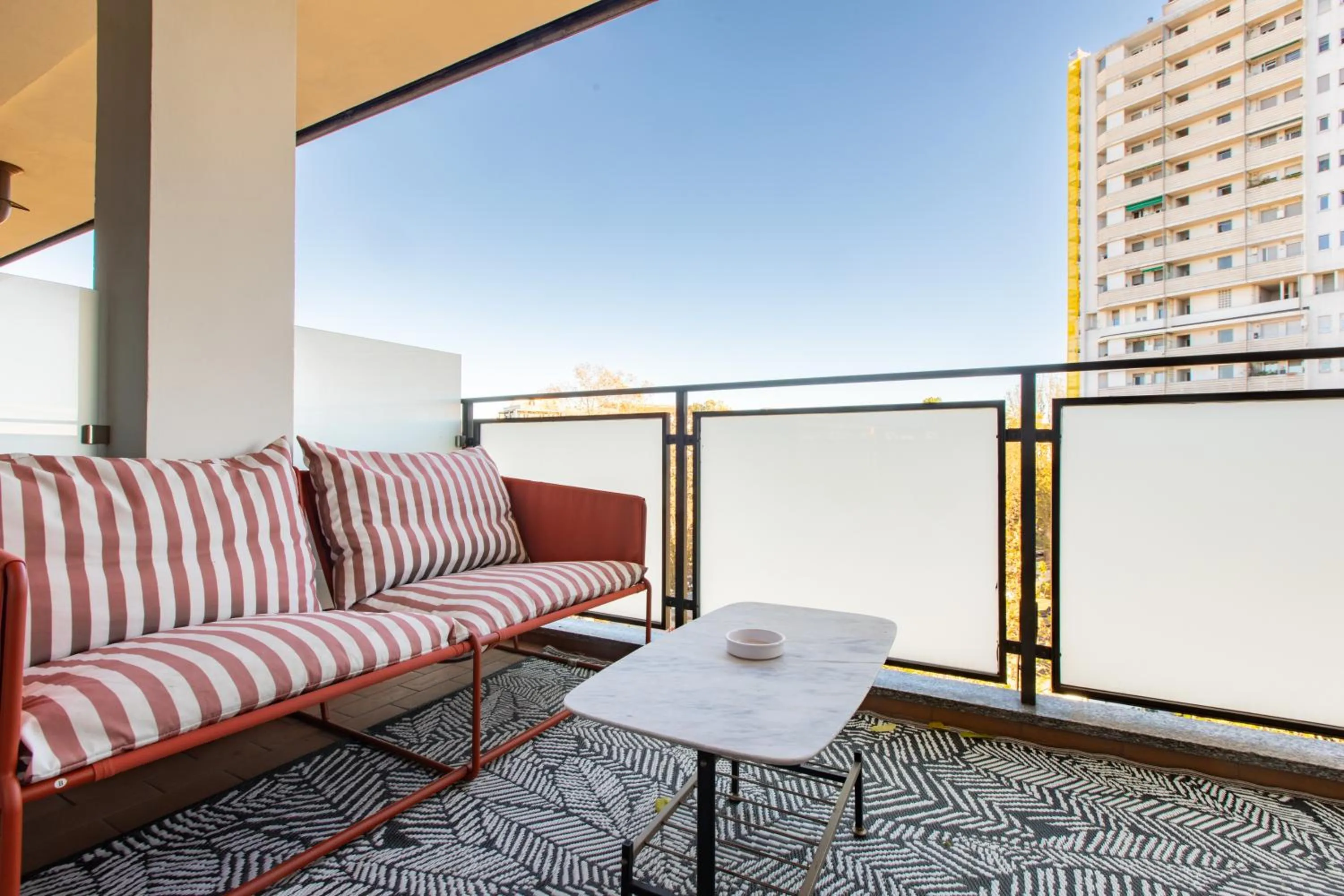 Balcony/Terrace in Daplace - Corso Sempione Suites