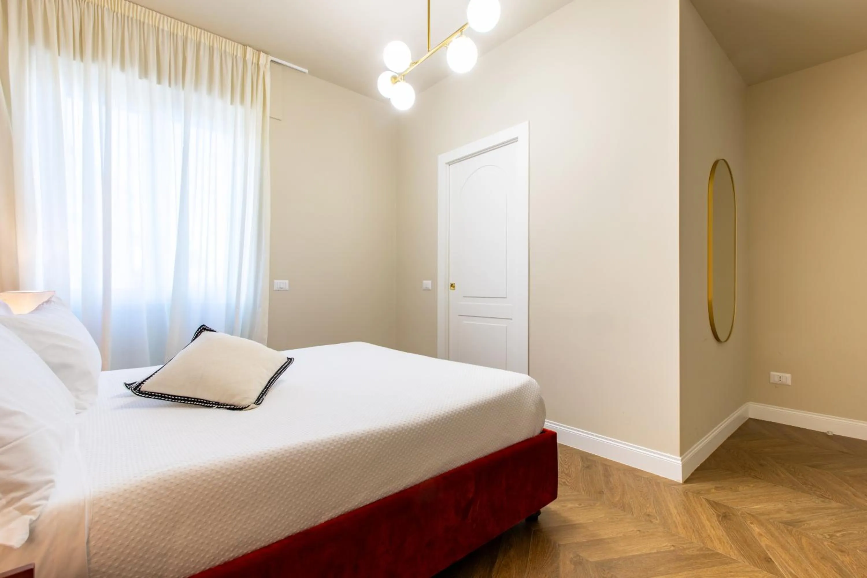 Bedroom, Bed in Daplace - Corso Sempione Suites