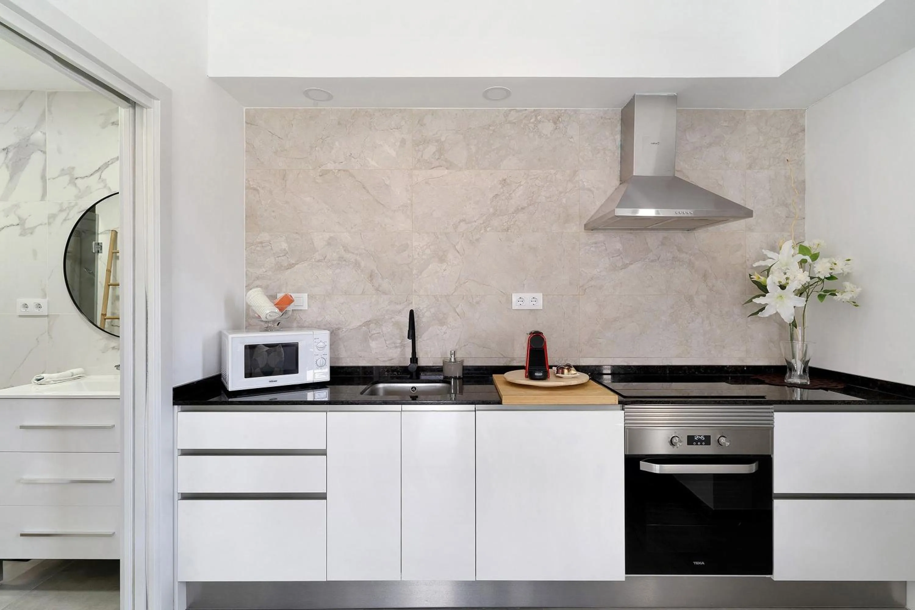 Kitchen or kitchenette in Casa Luna Kingbed and Jacuzzi