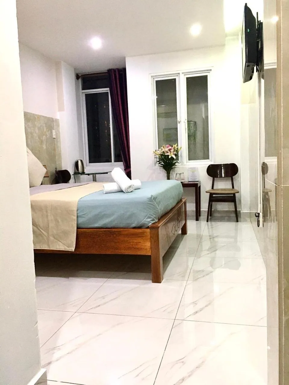 Bed in Saigon Cozy Hotel