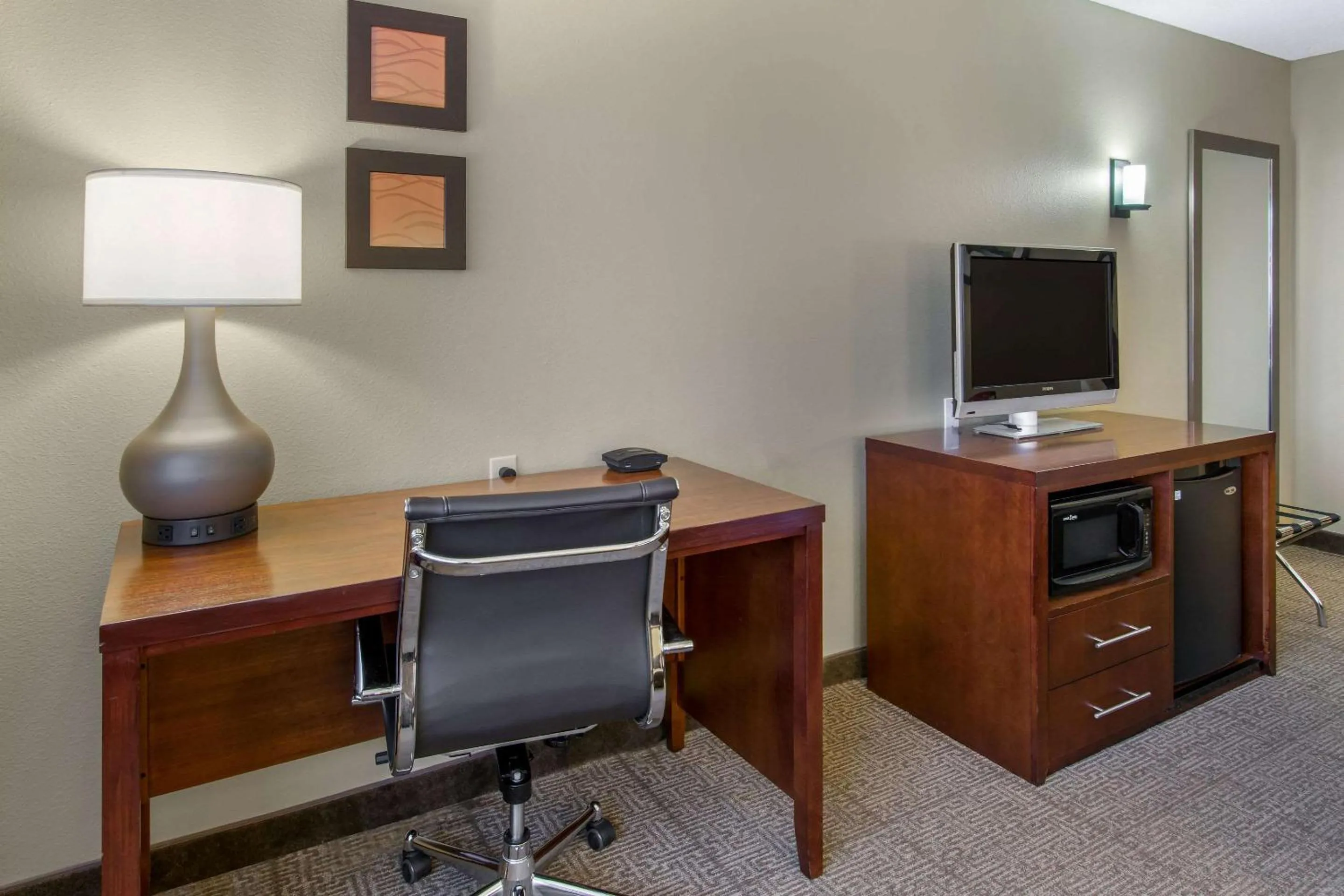 Bedroom in Comfort Inn