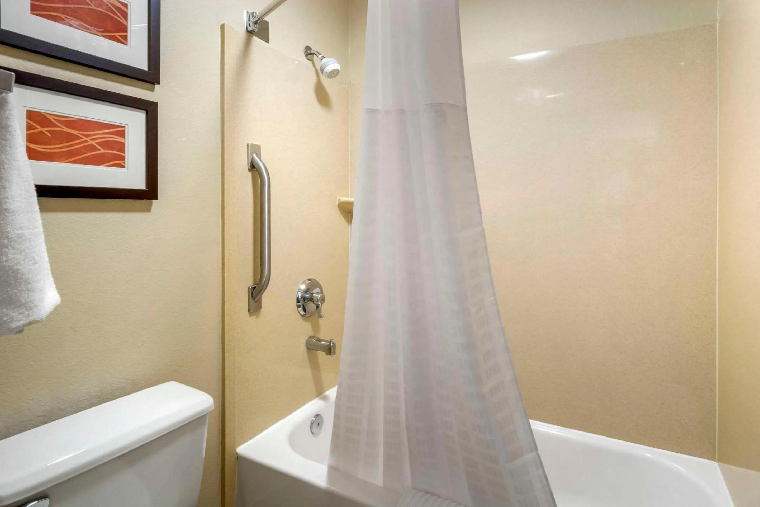 Bedroom in Comfort Inn