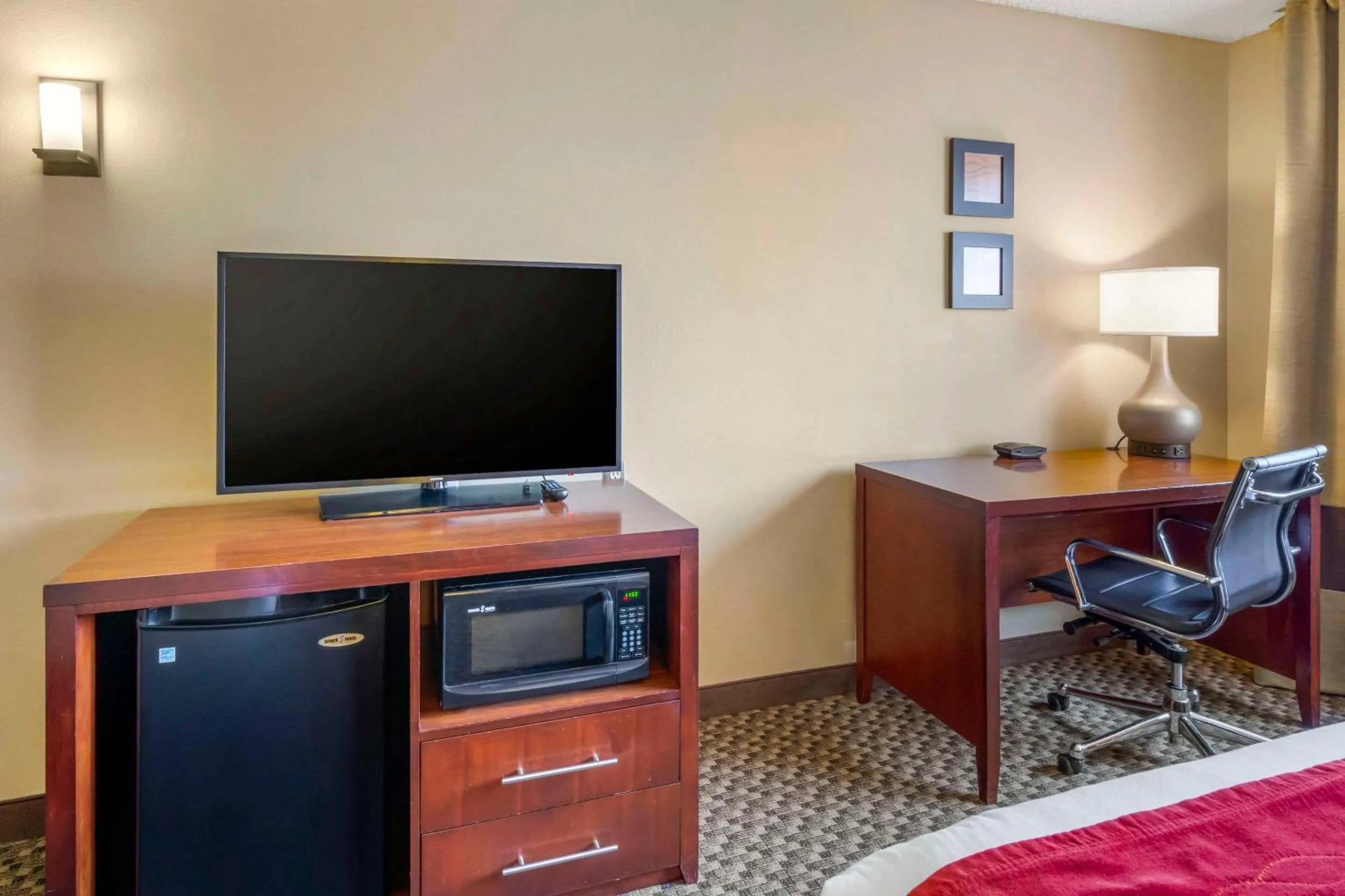 Bedroom, Bed in Comfort Inn