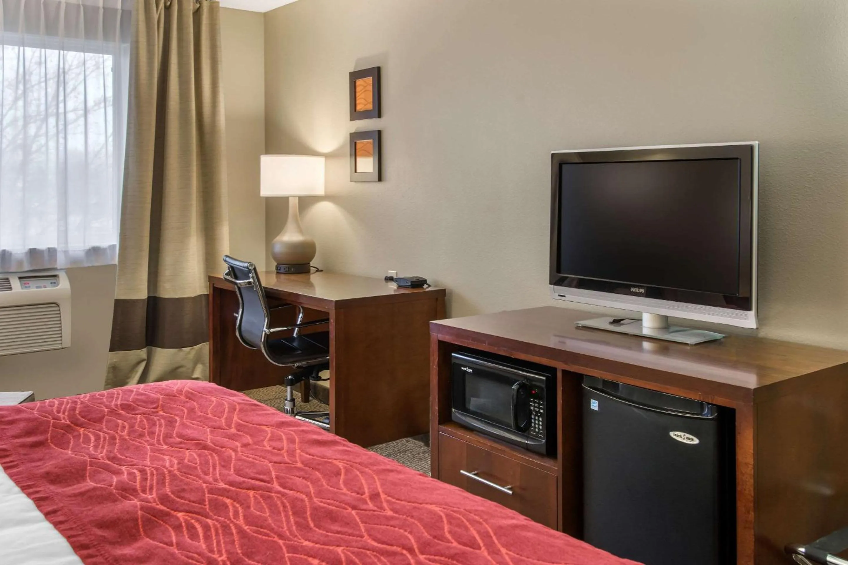 Bedroom, Bed in Comfort Inn