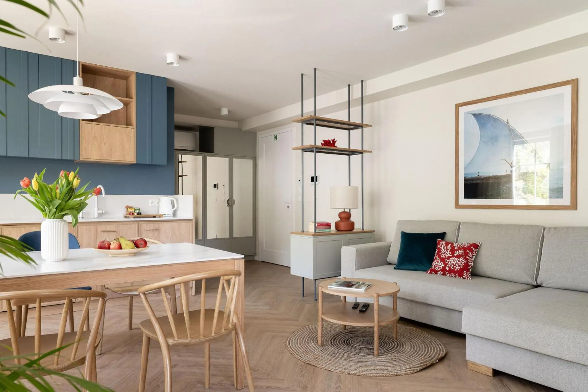 Kitchen or kitchenette in Baltic Wave Boutique Apartments with sauna and gym