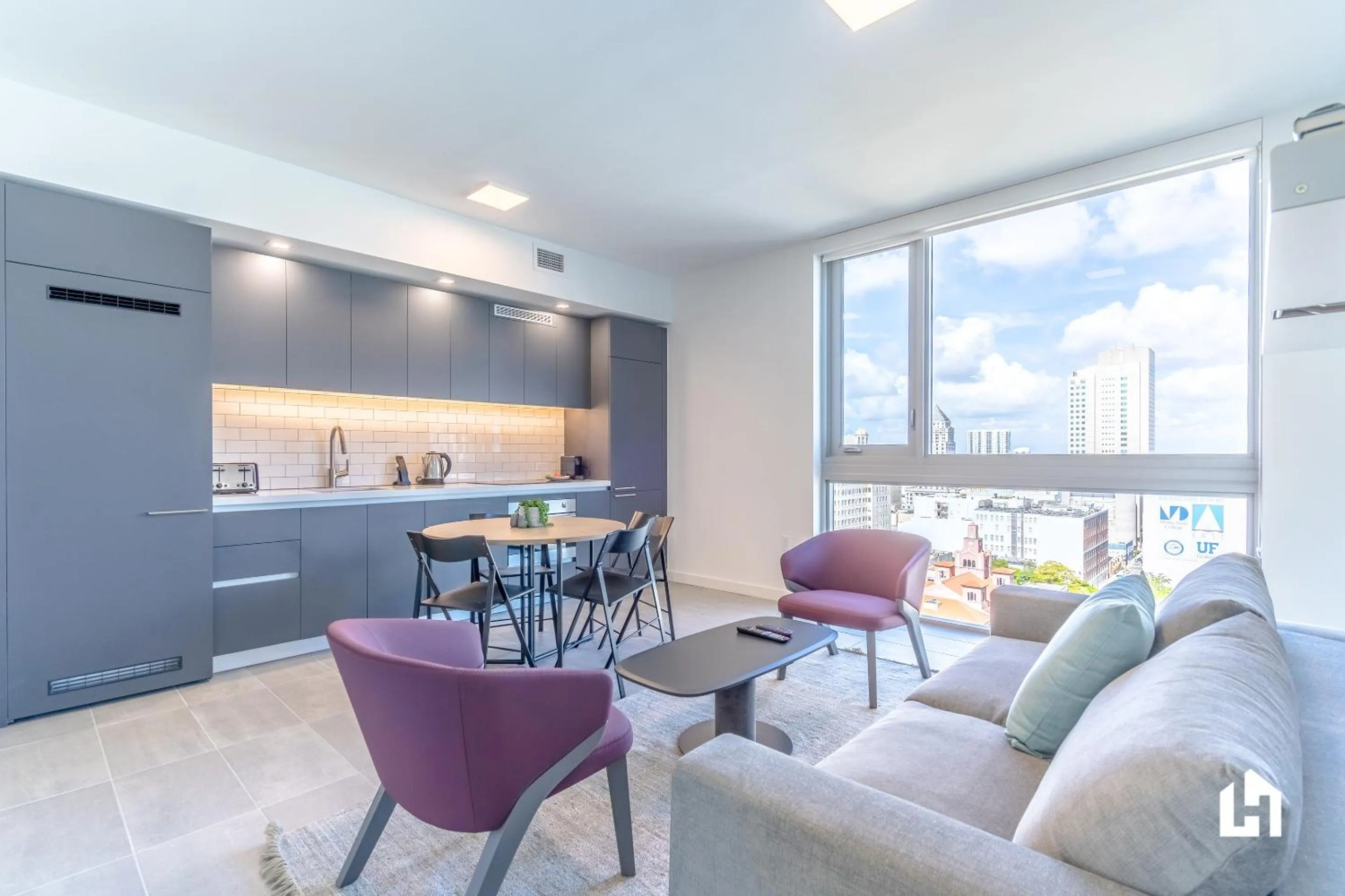 Kitchen or kitchenette in Downtown Miami Condos by Lua Host