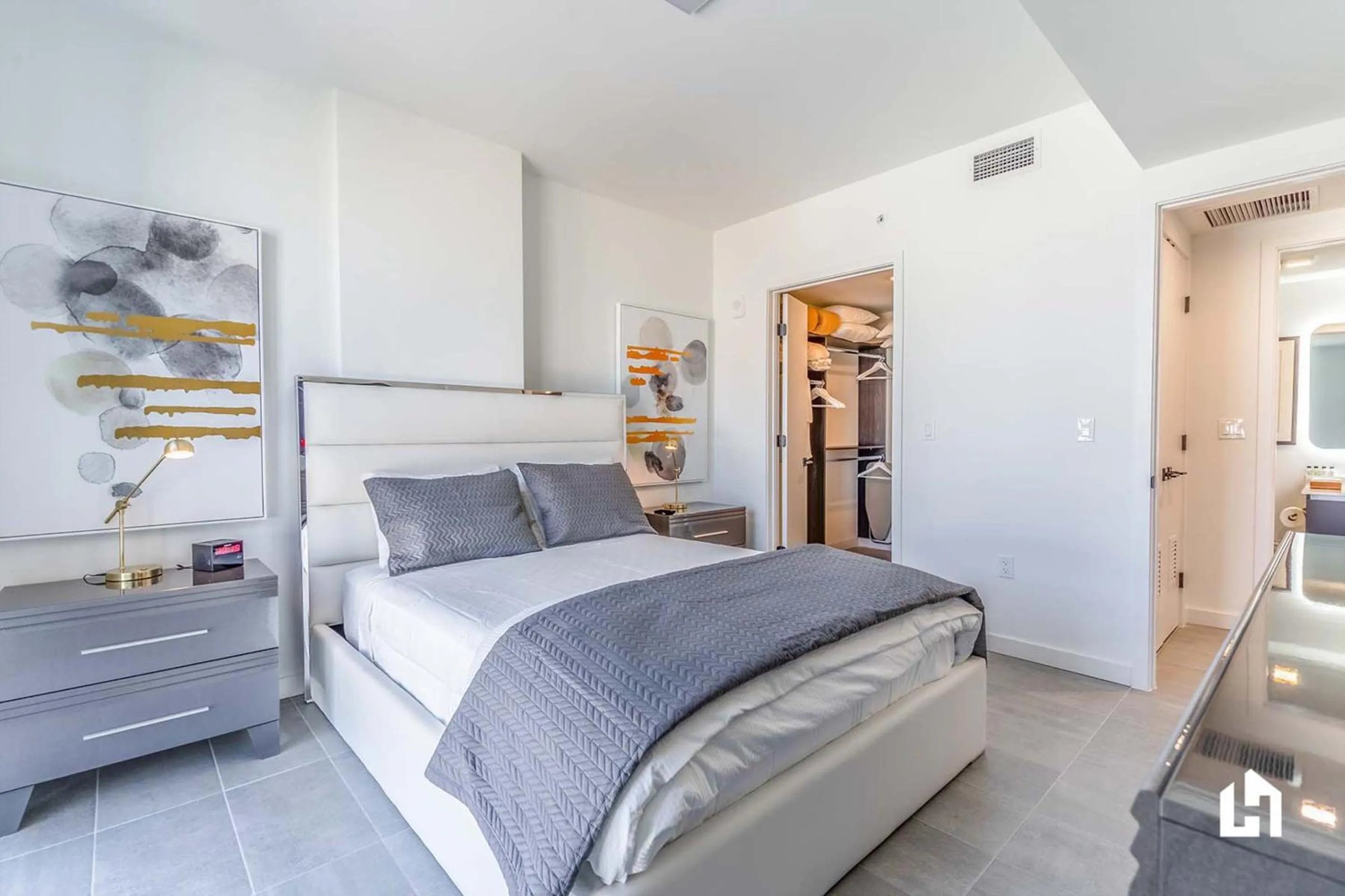 Bedroom, Bed in Downtown Miami Condos by Lua Host