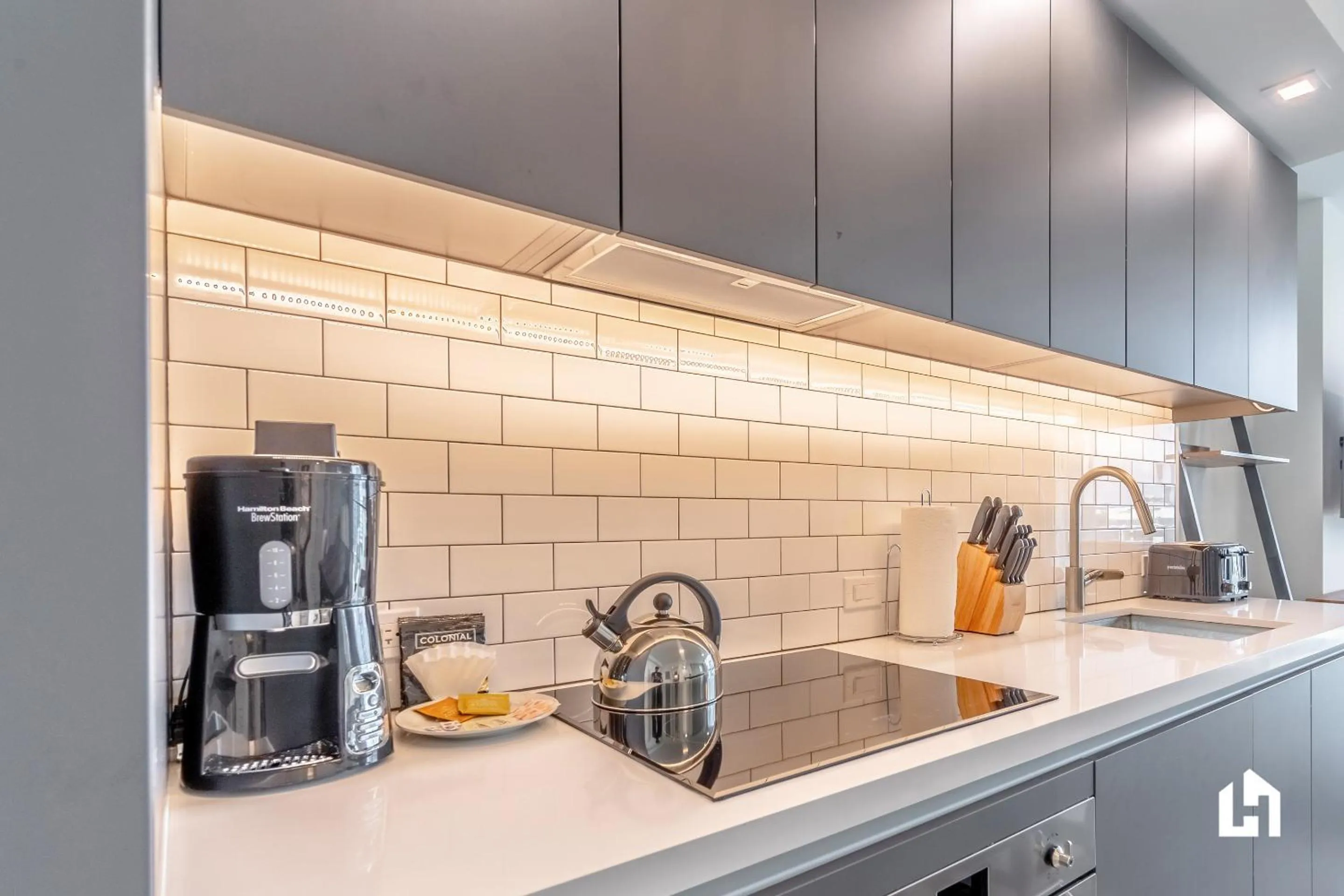 Kitchen or kitchenette in Downtown Miami Condos by Lua Host