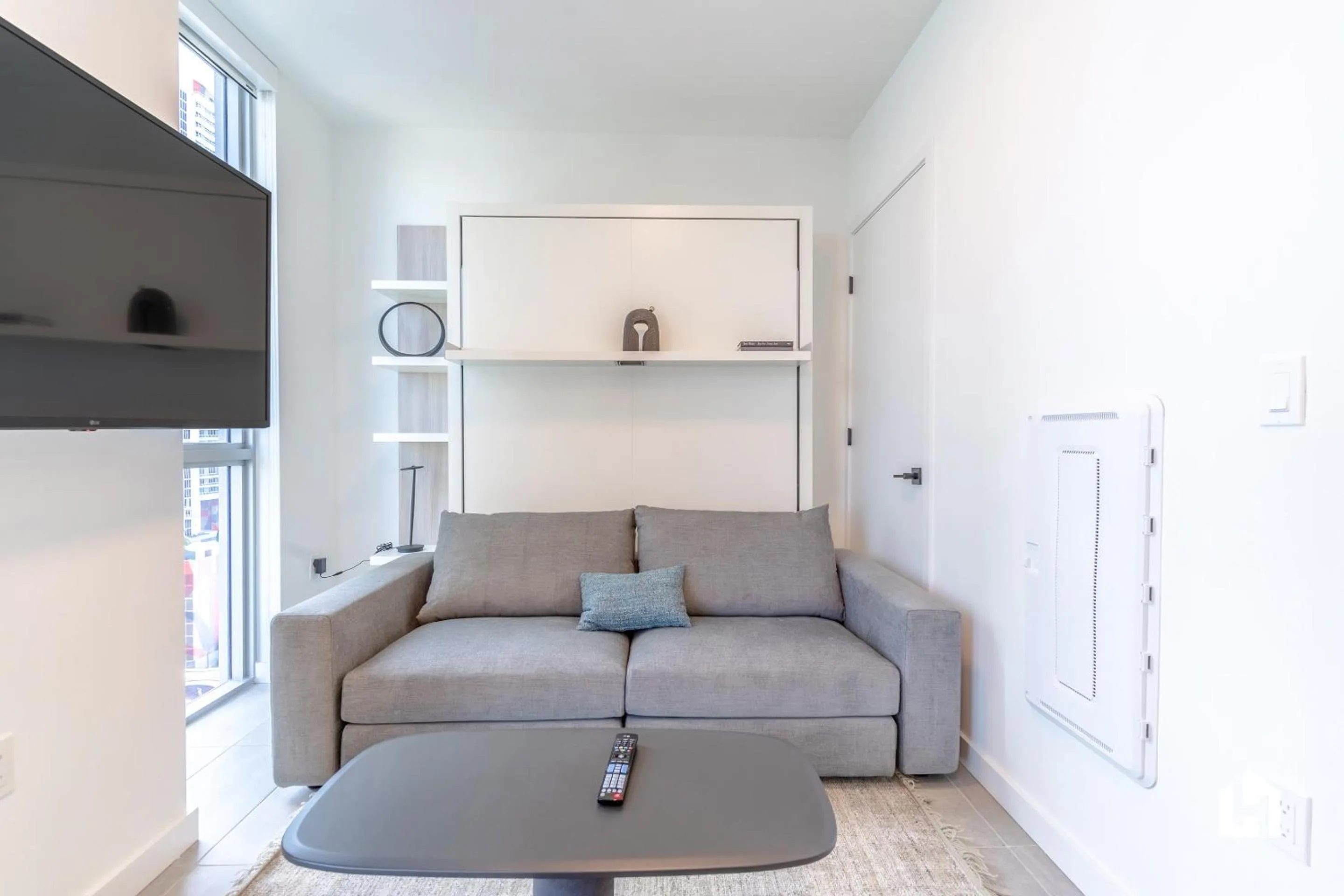 Living room in Downtown Miami Condos by Lua Host