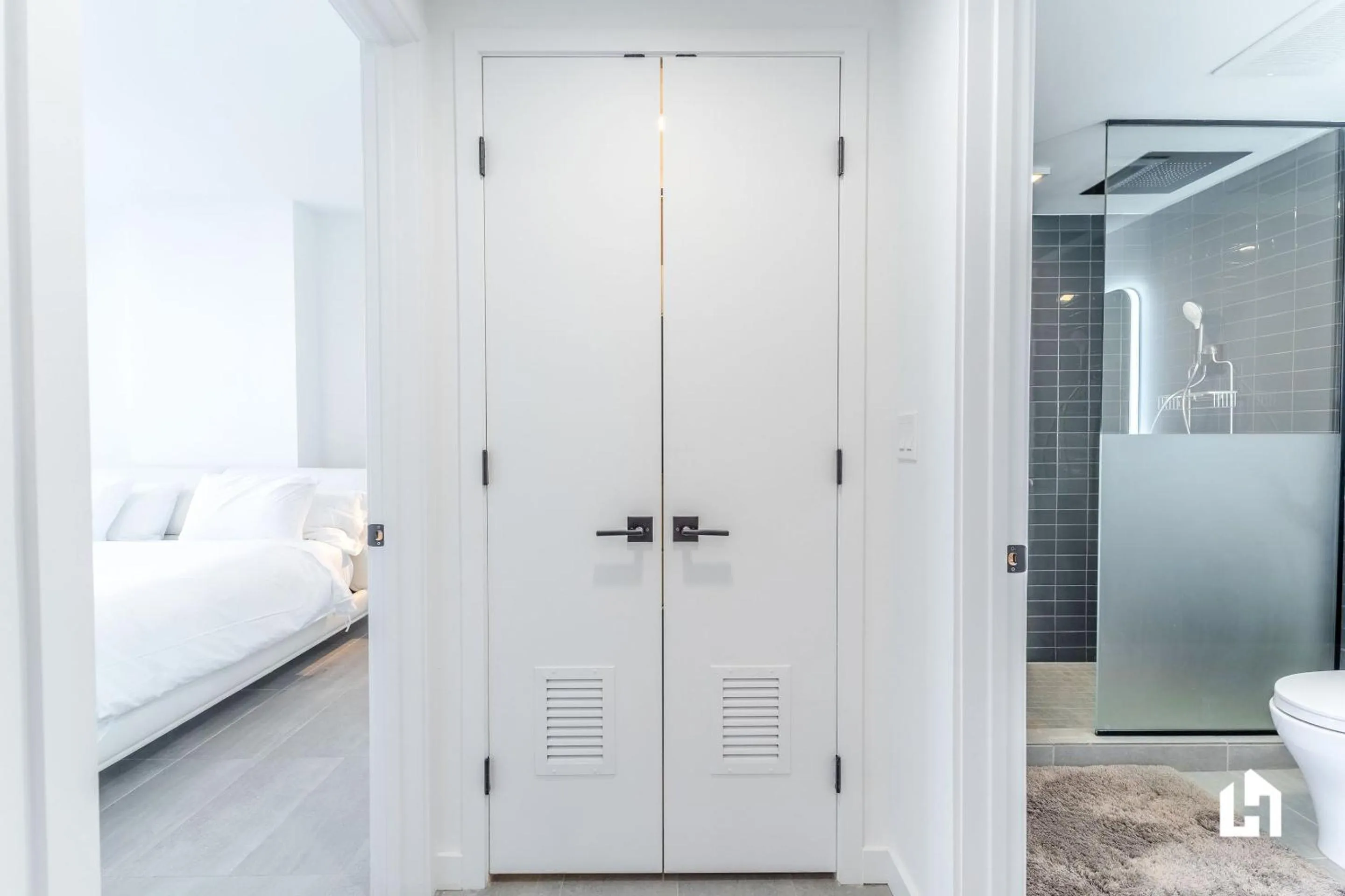 Bedroom, Bed in Downtown Miami Condos by Lua Host