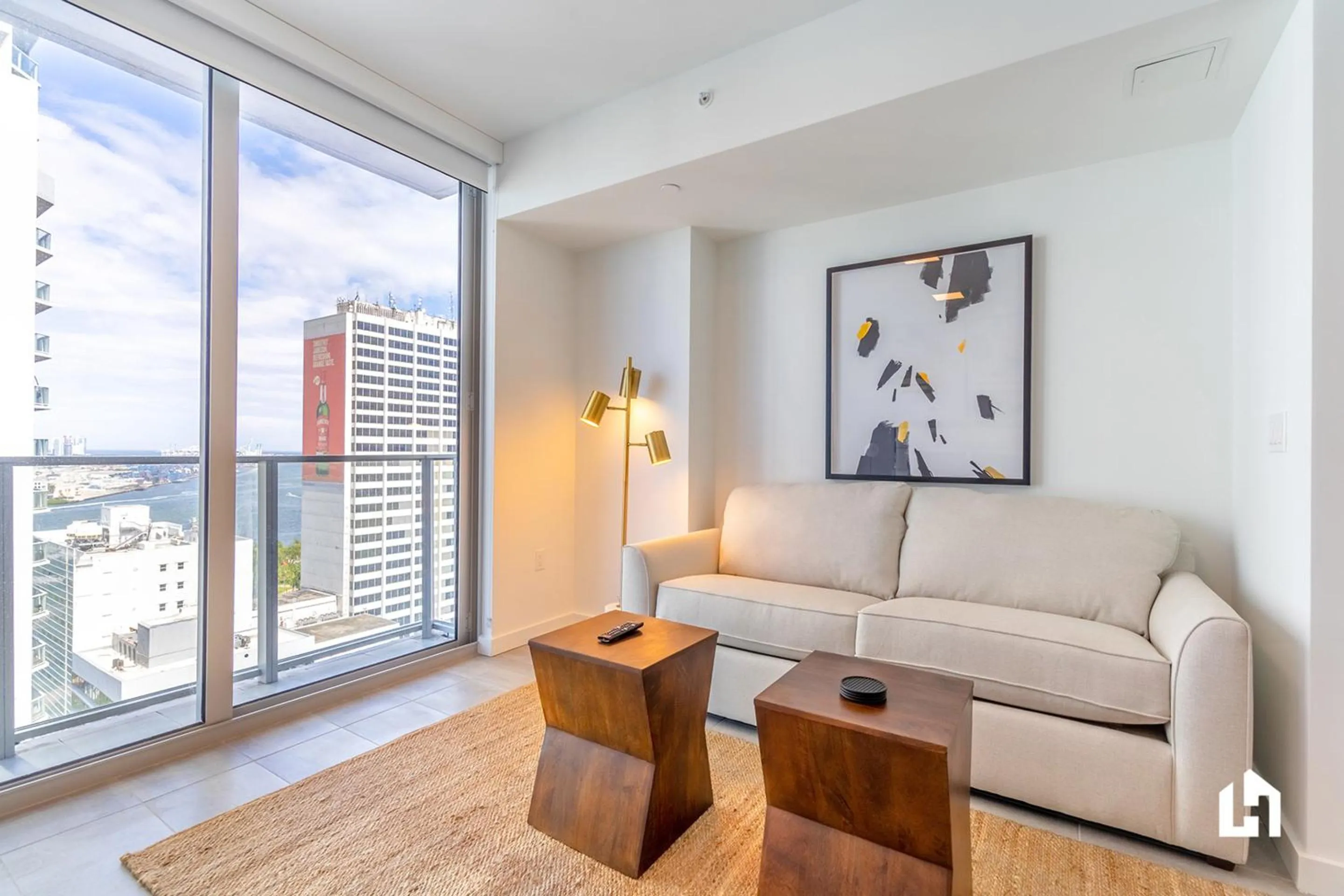 Living room in Downtown Miami Condos by Lua Host