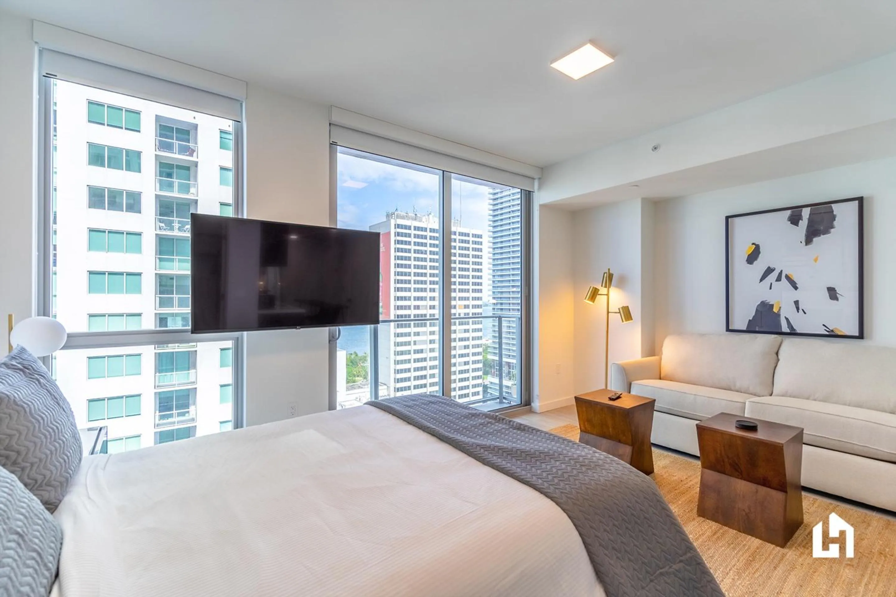 Bedroom, Bed in Downtown Miami Condos by Lua Host