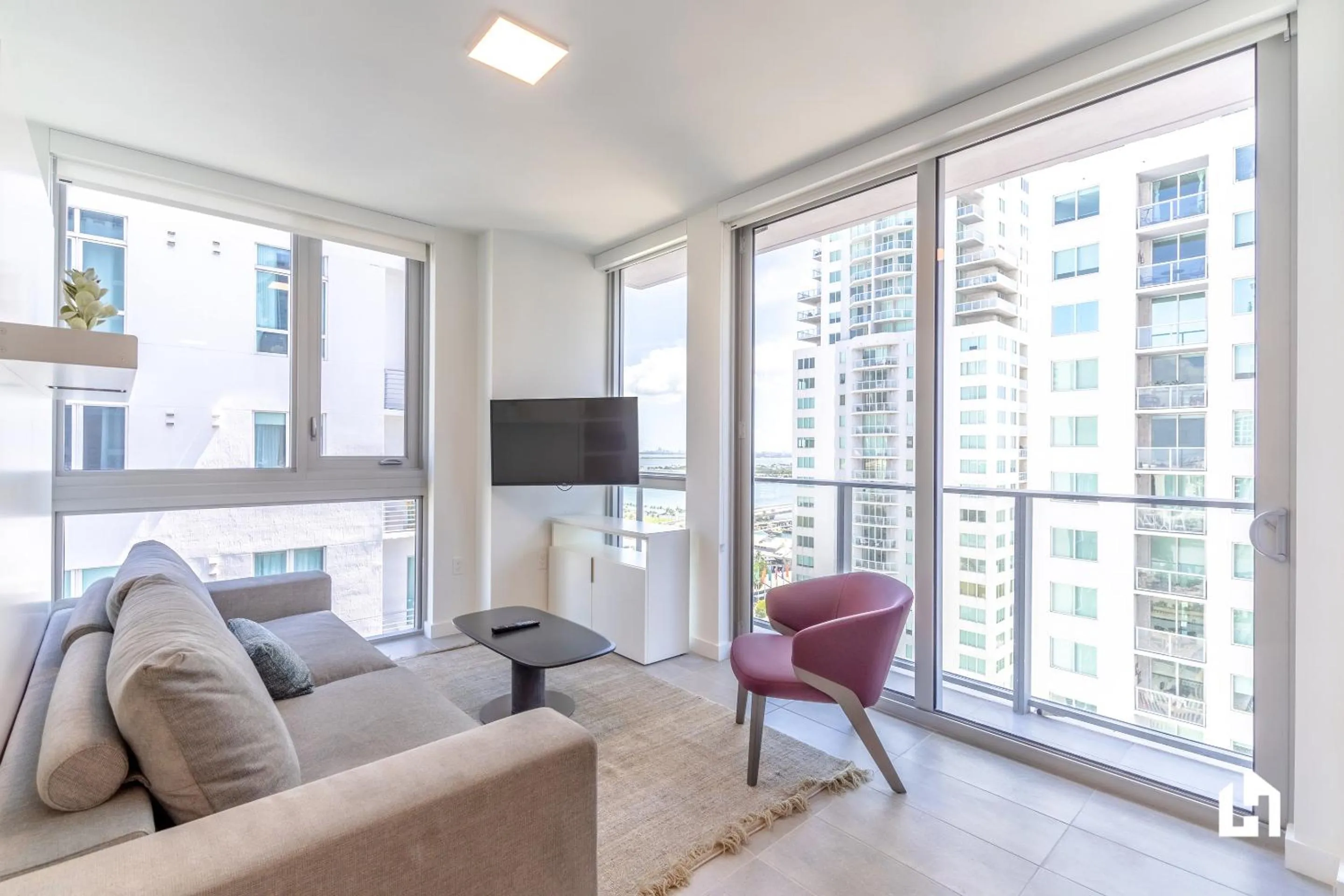 TV and multimedia in Downtown Miami Condos by Lua Host