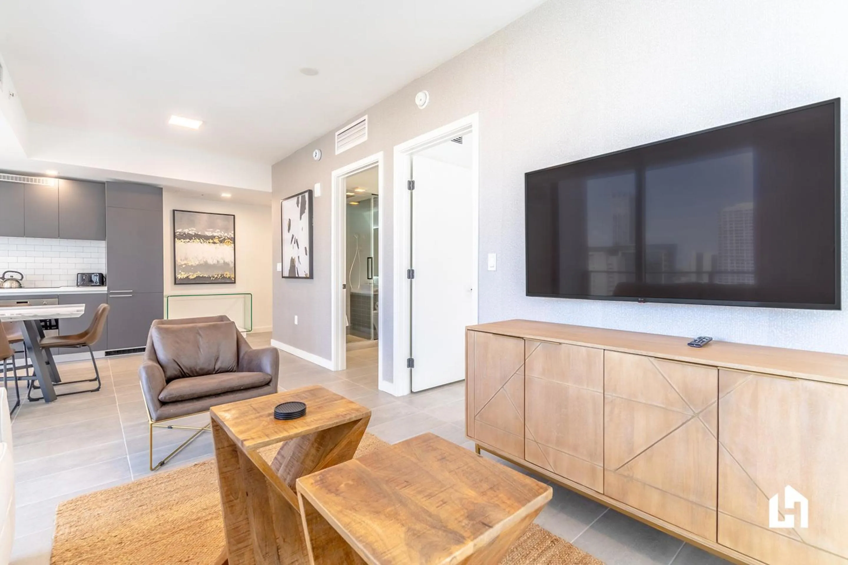 TV and multimedia in Downtown Miami Condos by Lua Host