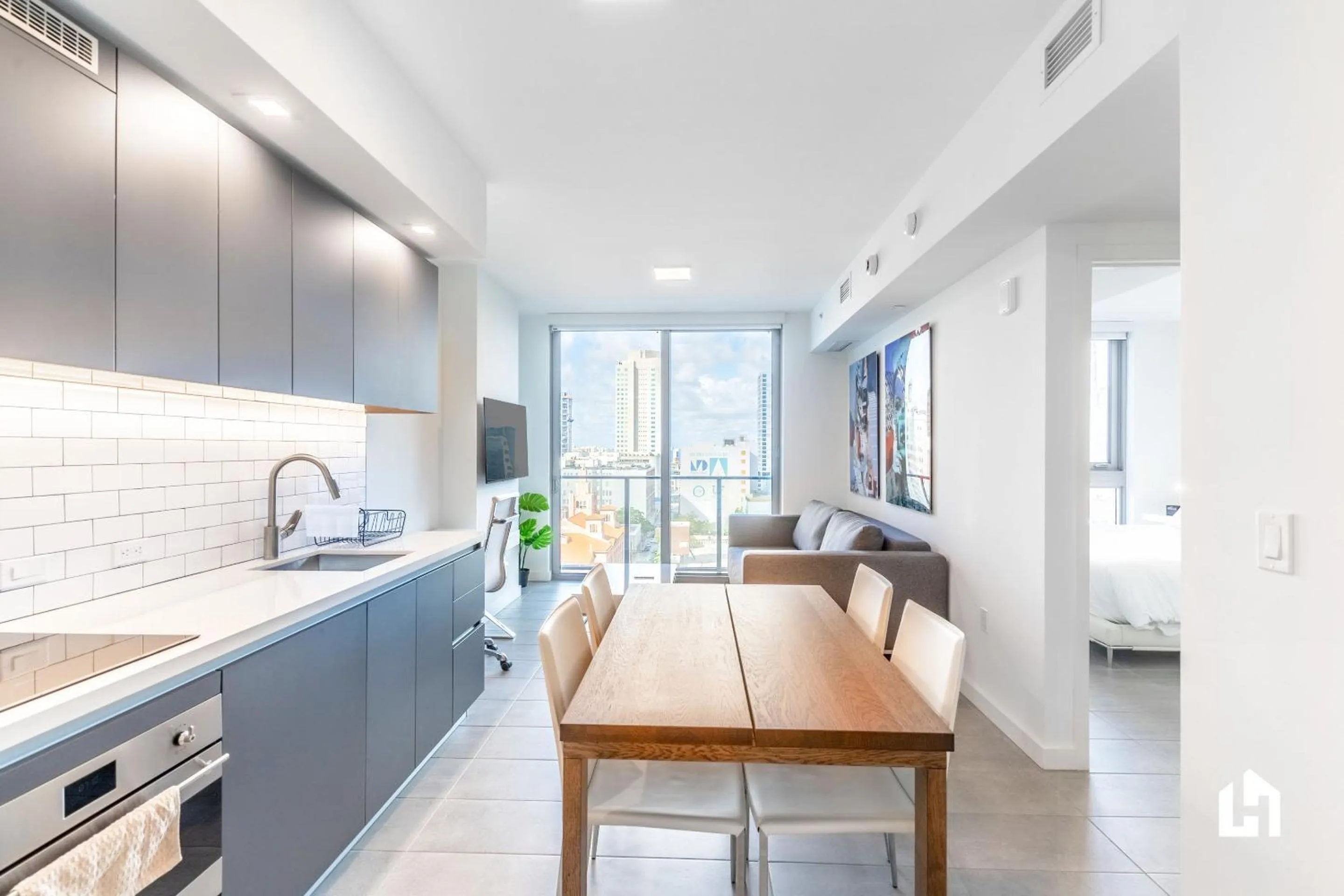 Kitchen or kitchenette in Downtown Miami Condos by Lua Host