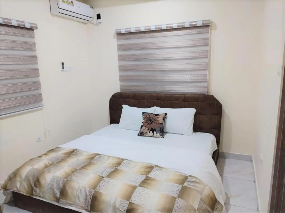 Bedroom, Bed in The Leneade - City Centre at Wuse 2