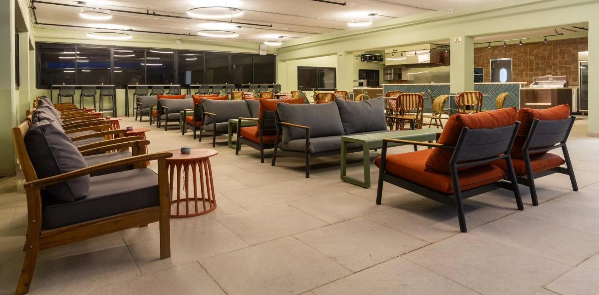 Restaurant/places to eat in Roxon Desert Arad